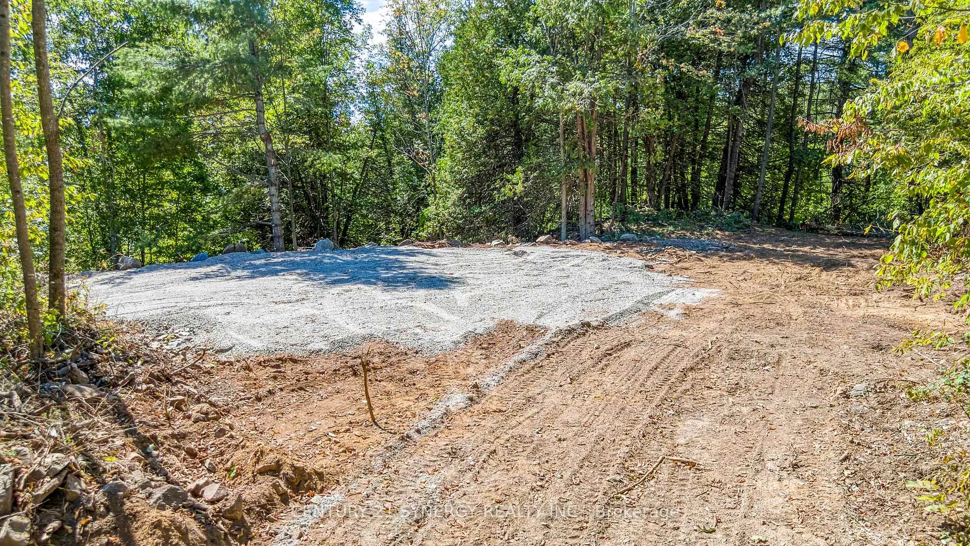 Photo 4 of 21518 highway 7, Tay Valley, Bathurst/Burgess & Sherbrooke (South Sherbrooke) Twp — HOMEH