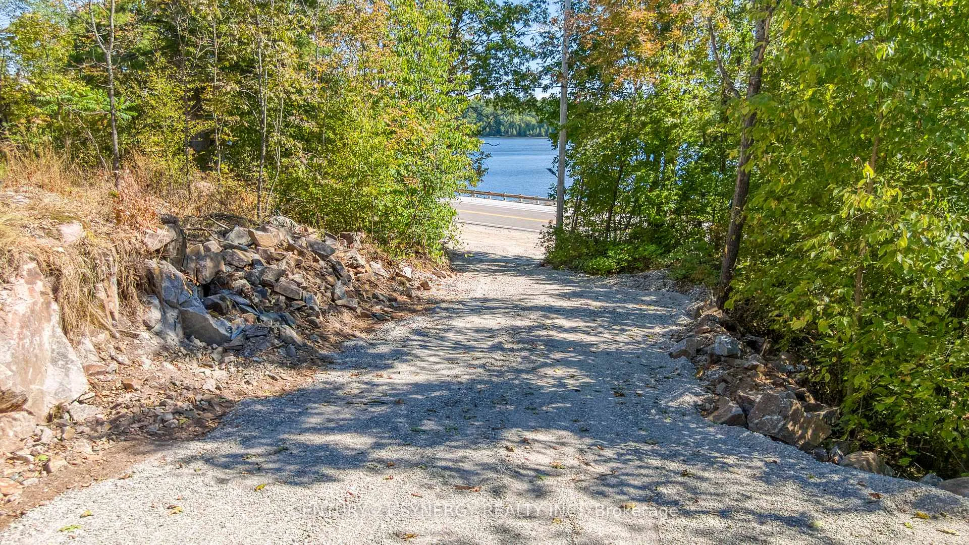 Photo 7 of 21518 highway 7, Tay Valley, Bathurst/Burgess & Sherbrooke (South Sherbrooke) Twp — HOMEH