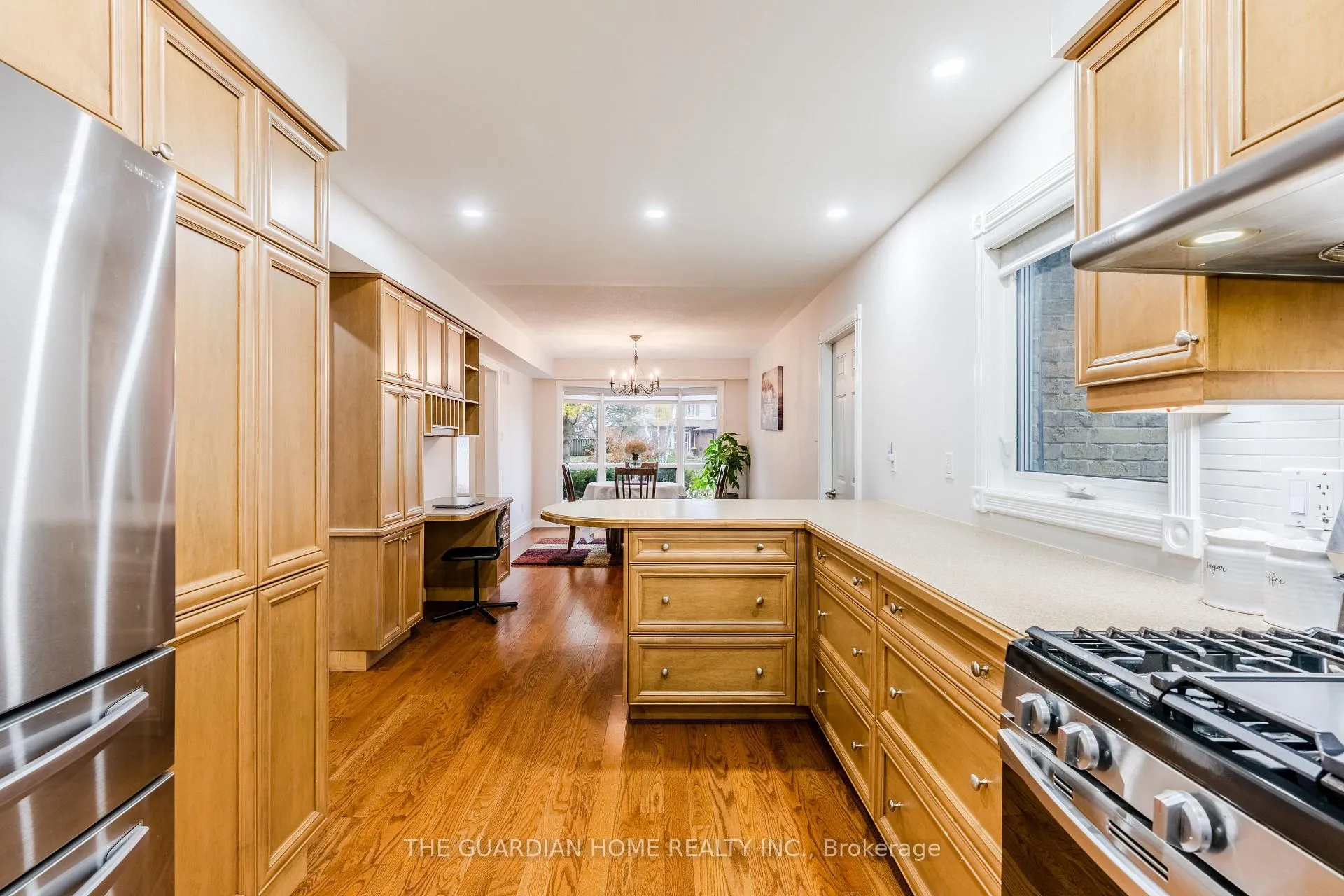 Photo 15 of 40 Sir Gawaine Place, Markham, Markham Village — HOMEH