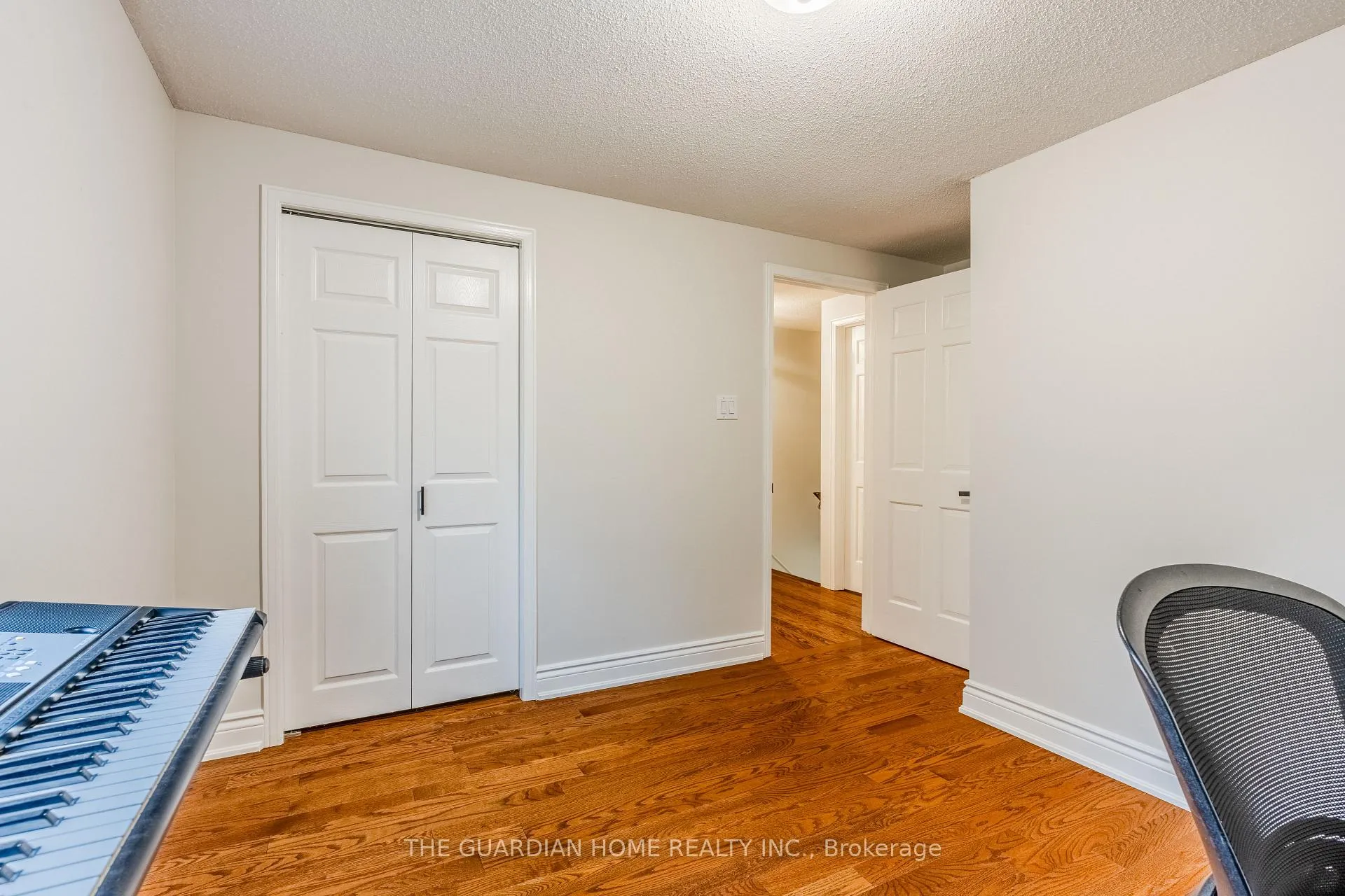 Photo 23 of 40 Sir Gawaine Place, Markham, Markham Village — HOMEH
