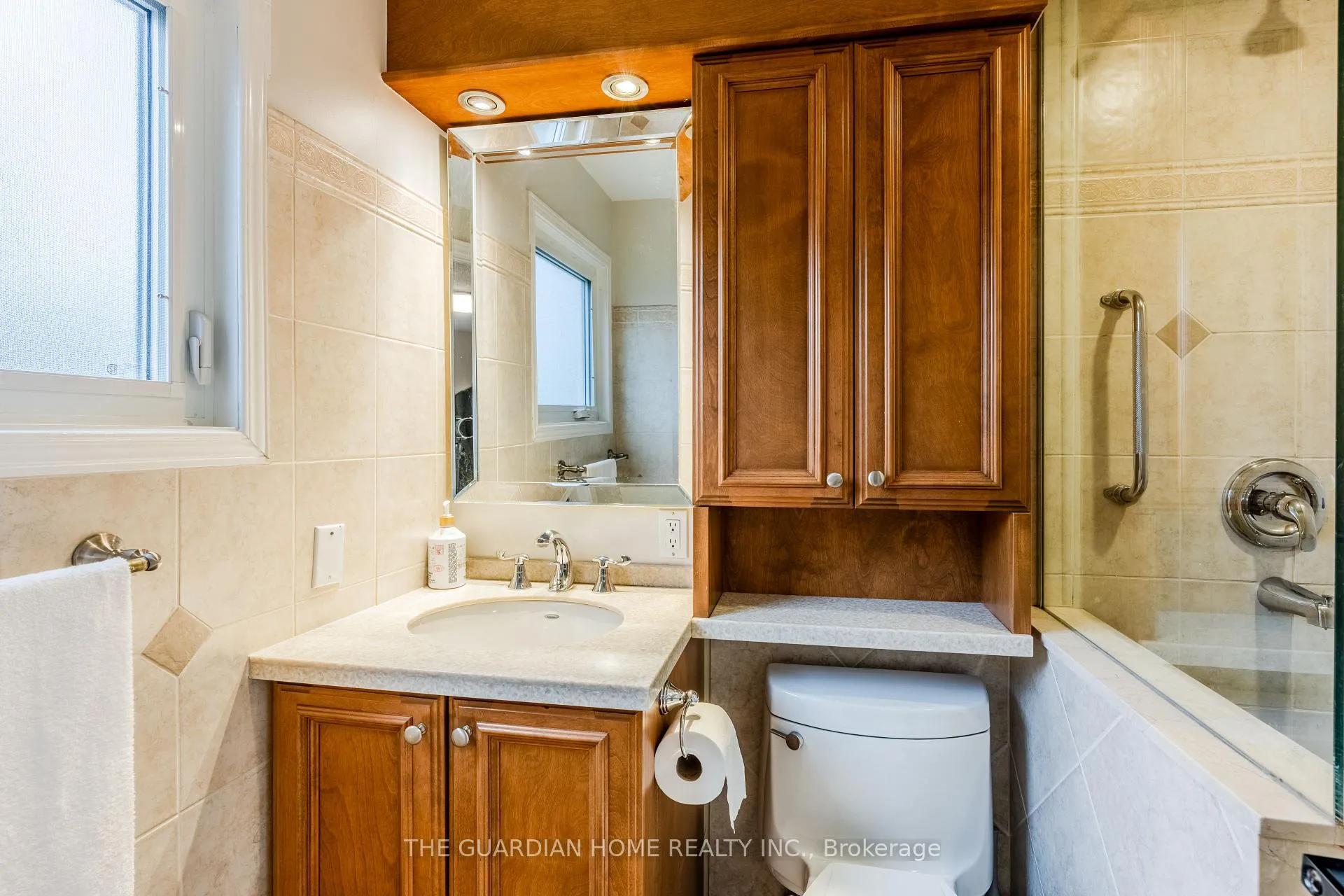 Photo 26 of 40 Sir Gawaine Place, Markham, Markham Village — HOMEH