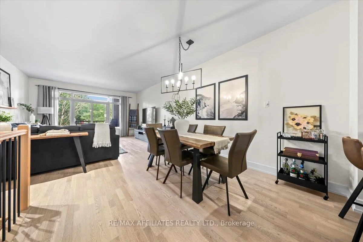 Photo 10 of Unit 3, 23 Bergeron Private, Ottawa, Chapel Hill — HOMEH