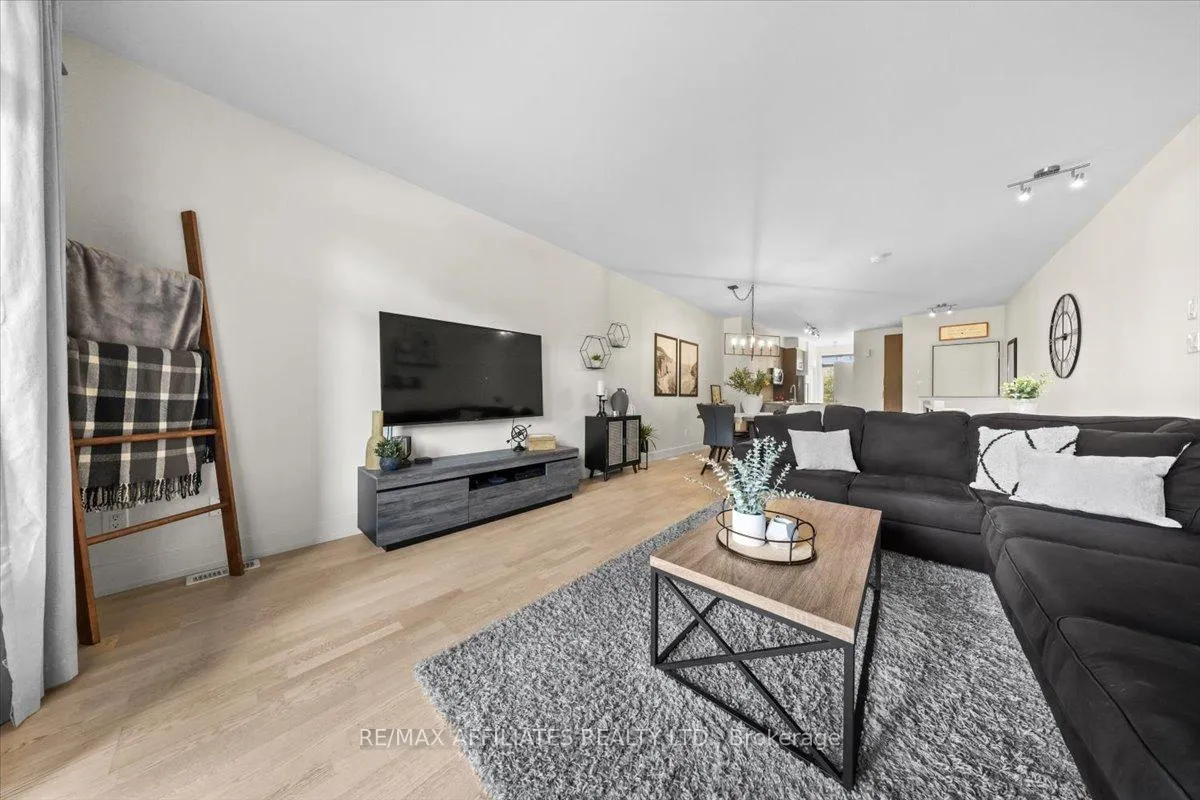 Photo 15 of Unit 3, 23 Bergeron Private, Ottawa, Chapel Hill — HOMEH