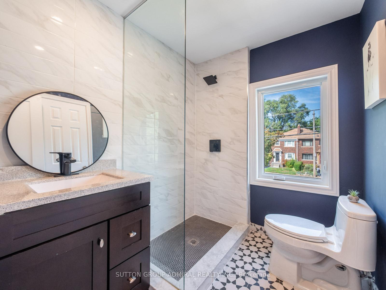 Photo 17 of 759 Eglinton Avenue E, Toronto, Leaside — HOMEH