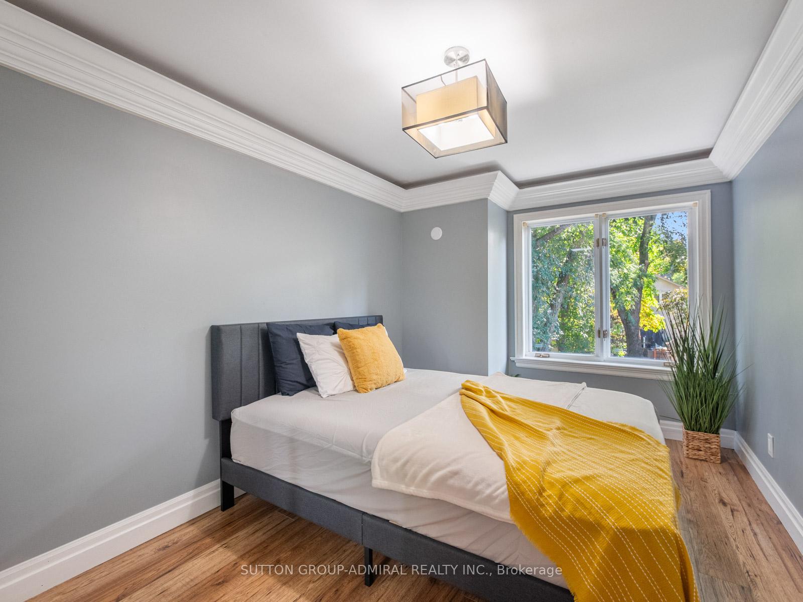 Photo 23 of 759 Eglinton Avenue E, Toronto, Leaside — HOMEH