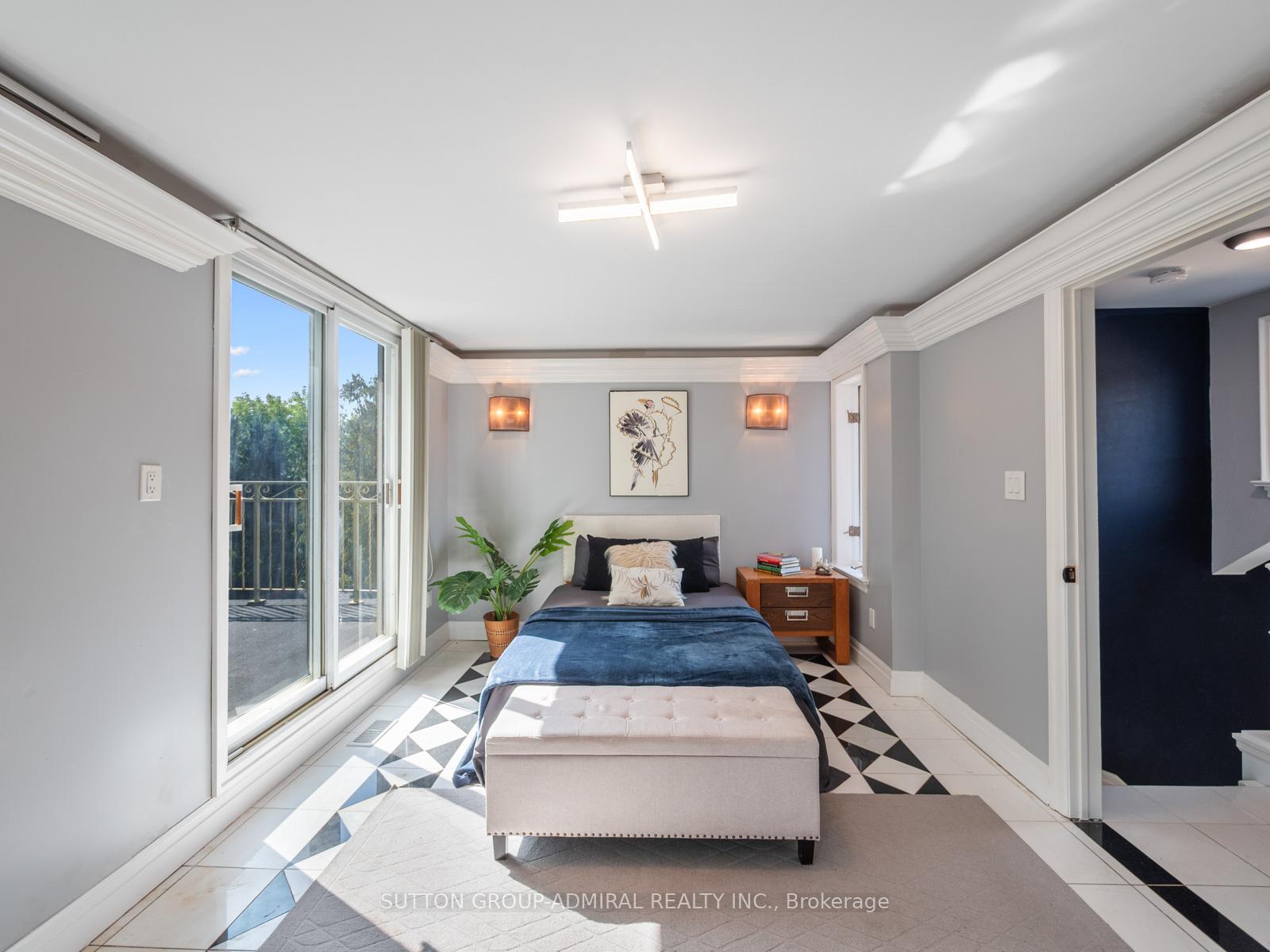Photo 27 of 759 Eglinton Avenue E, Toronto, Leaside — HOMEH