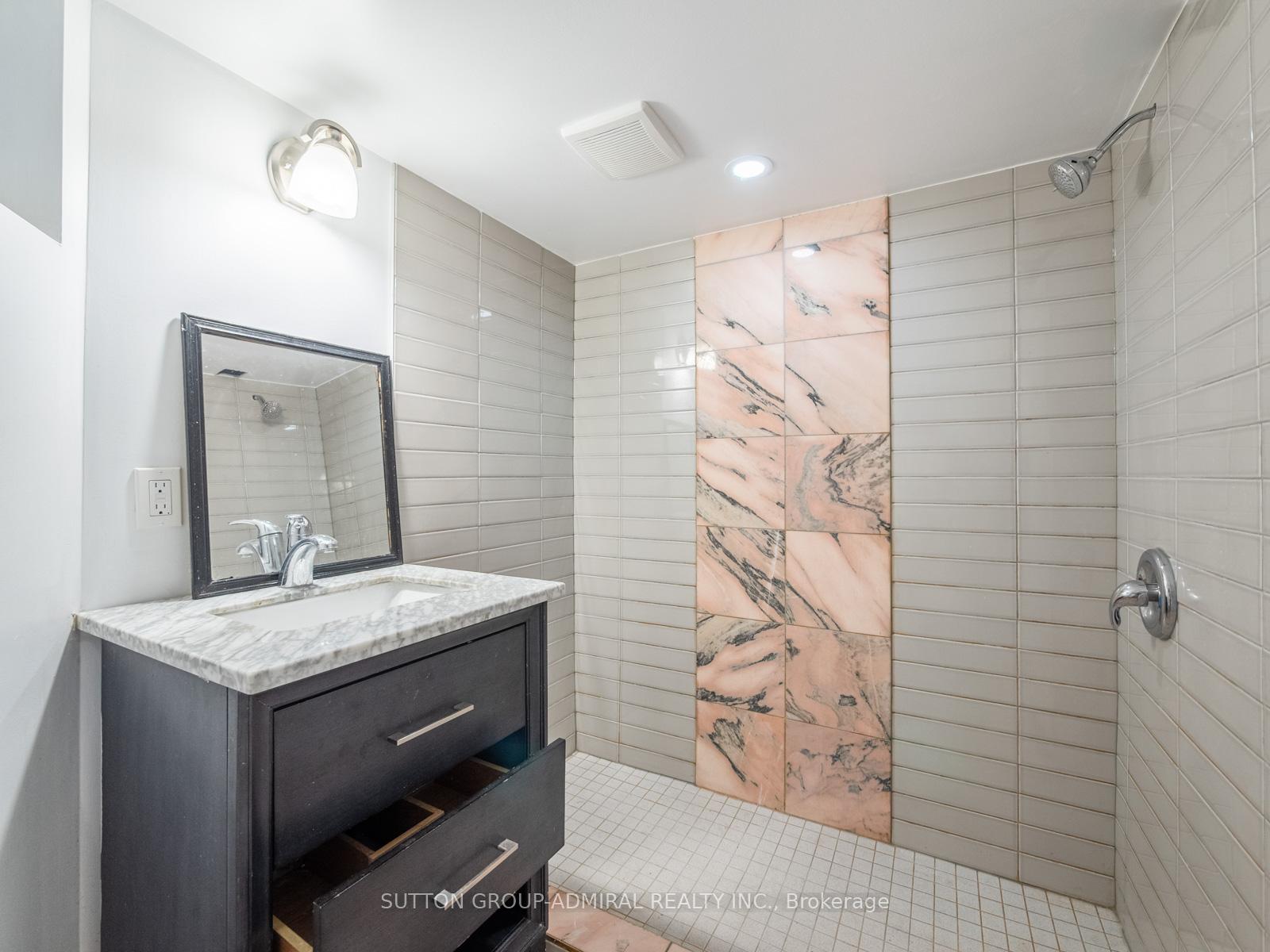 Photo 38 of 759 Eglinton Avenue E, Toronto, Leaside — HOMEH