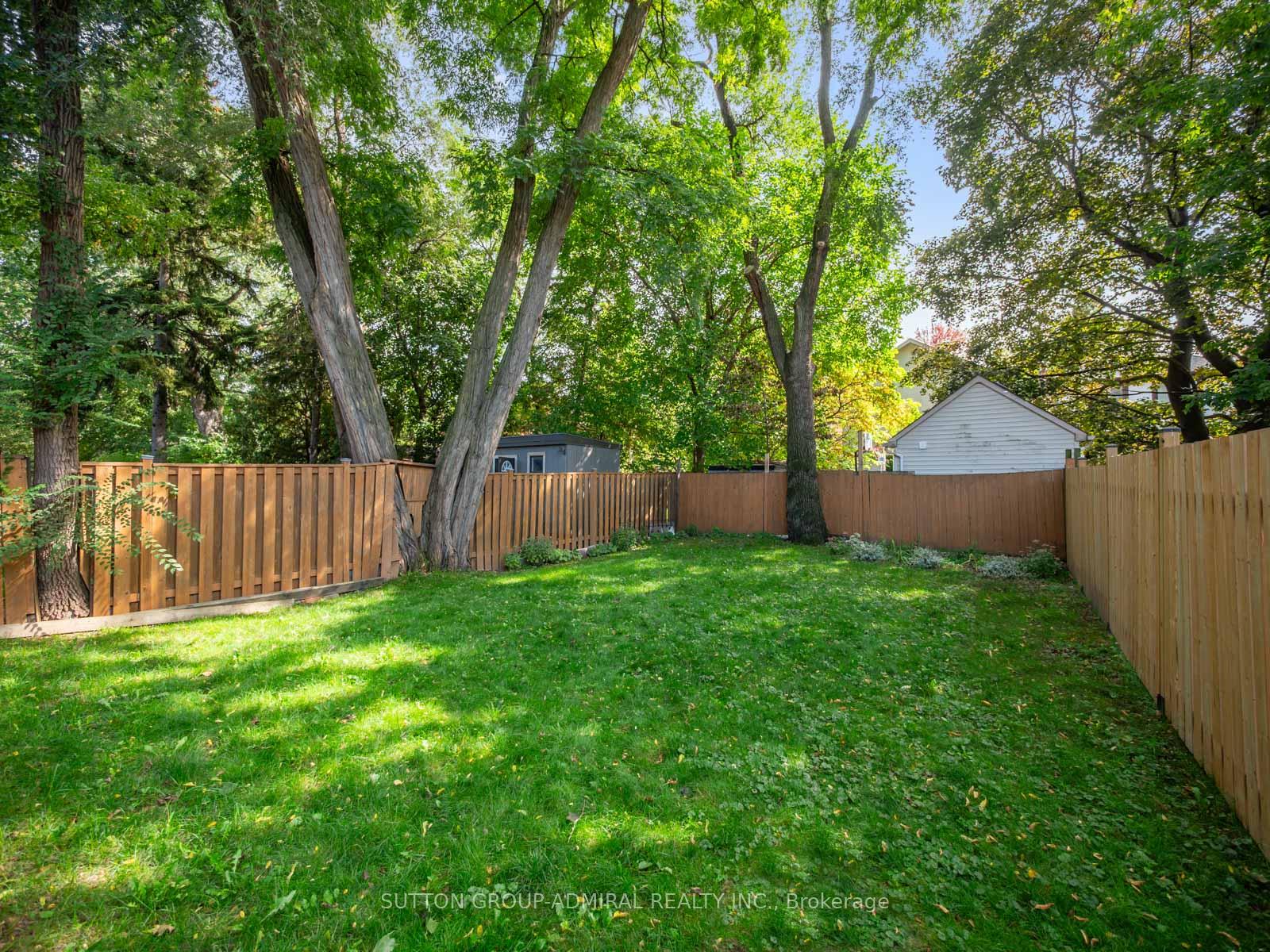 Photo 42 of 759 Eglinton Avenue E, Toronto, Leaside — HOMEH