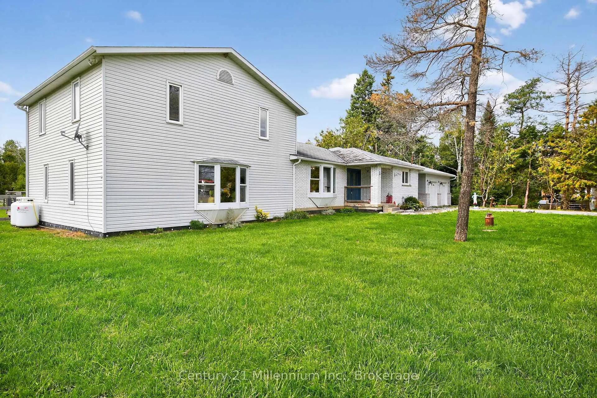 Photo 2 of 28650 Hwy 12, Brock, Beaverton — HOMEH