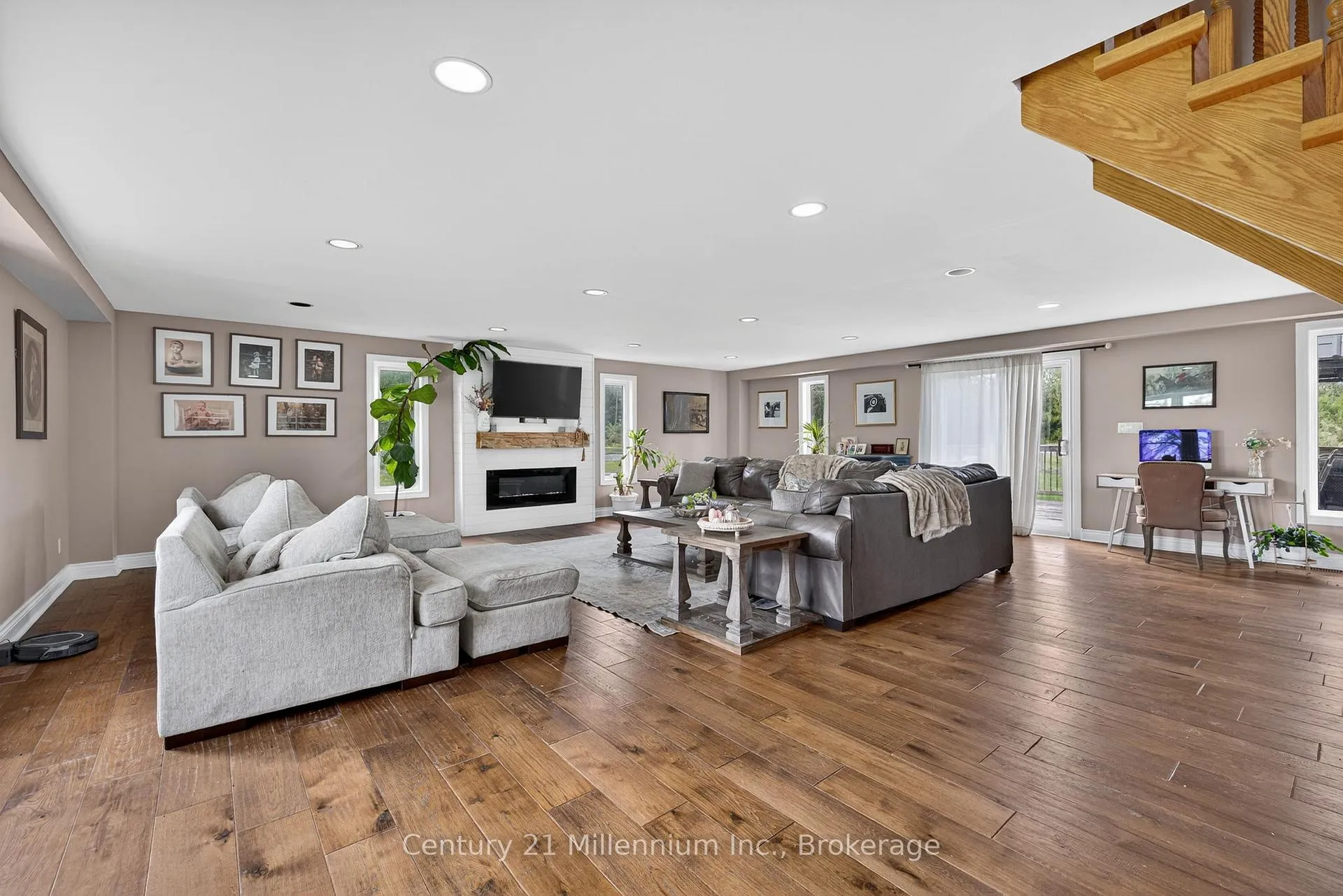 Photo 9 of 28650 Hwy 12, Brock, Beaverton — HOMEH
