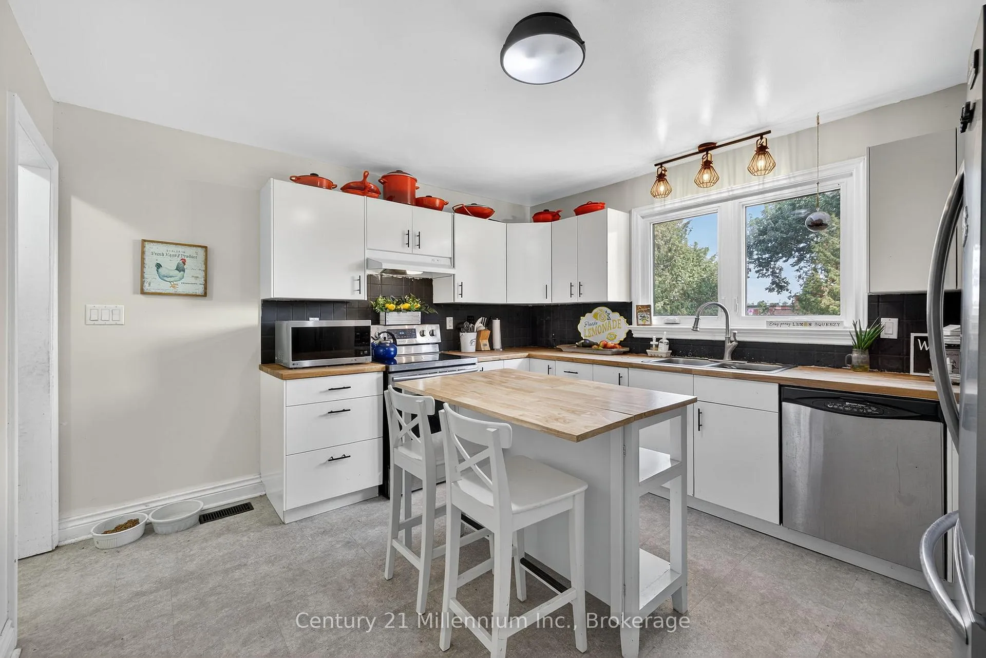 Photo 12 of 28650 Hwy 12, Brock, Beaverton — HOMEH