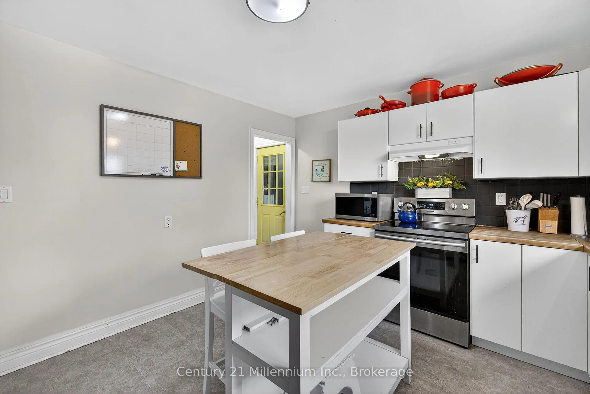Photo 15 of 28650 Hwy 12, Brock, Beaverton — HOMEH