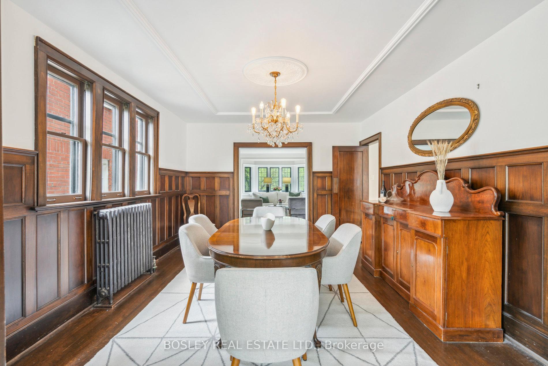 Photo 10 of 294 Douglas Drive, Toronto, Rosedale-Moore Park — HOMEH