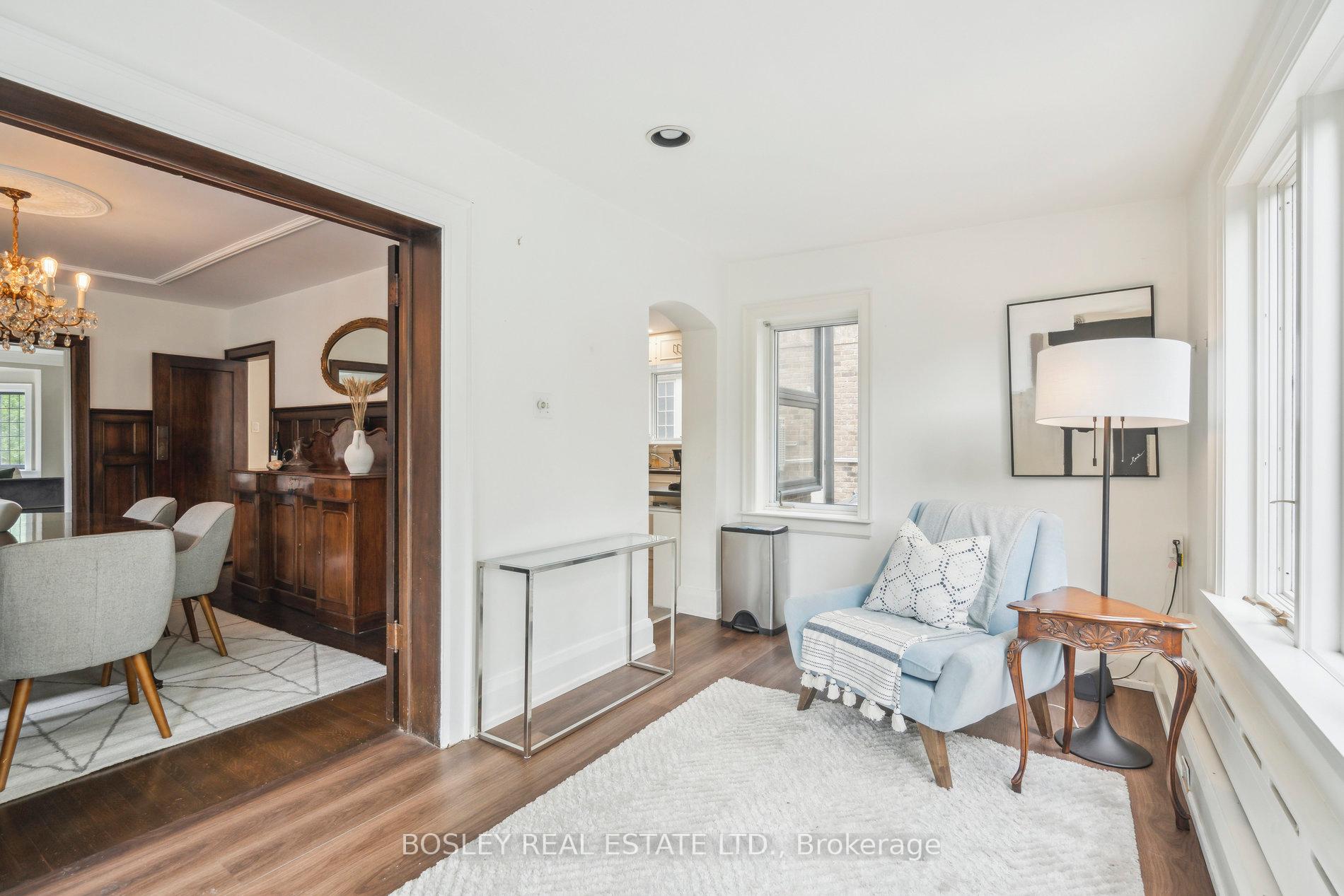 Photo 12 of 294 Douglas Drive, Toronto, Rosedale-Moore Park — HOMEH