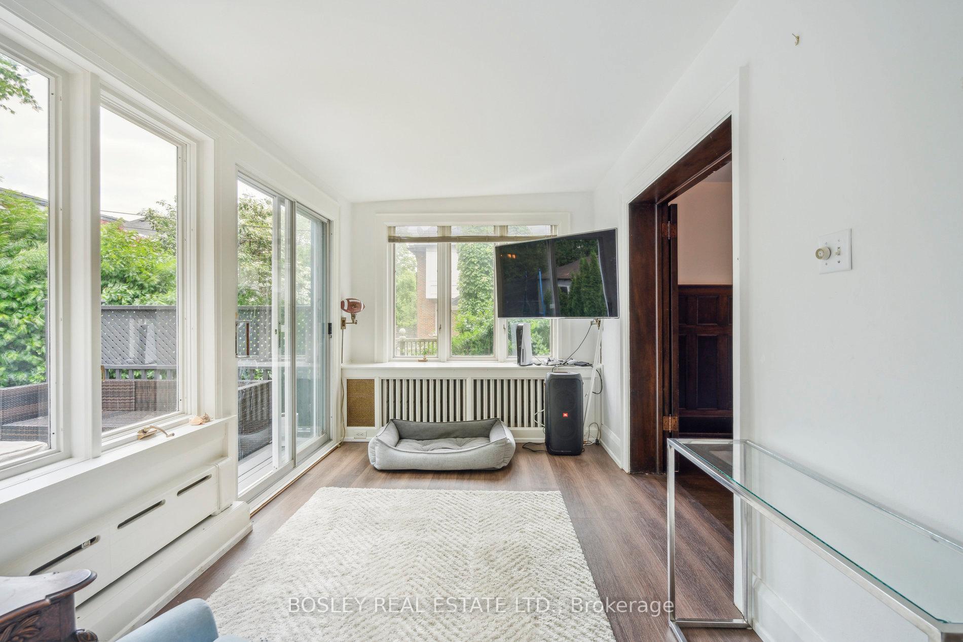 Photo 13 of 294 Douglas Drive, Toronto, Rosedale-Moore Park — HOMEH