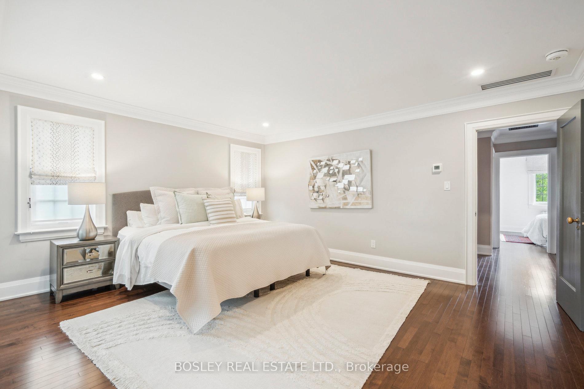 Photo 21 of 294 Douglas Drive, Toronto, Rosedale-Moore Park — HOMEH