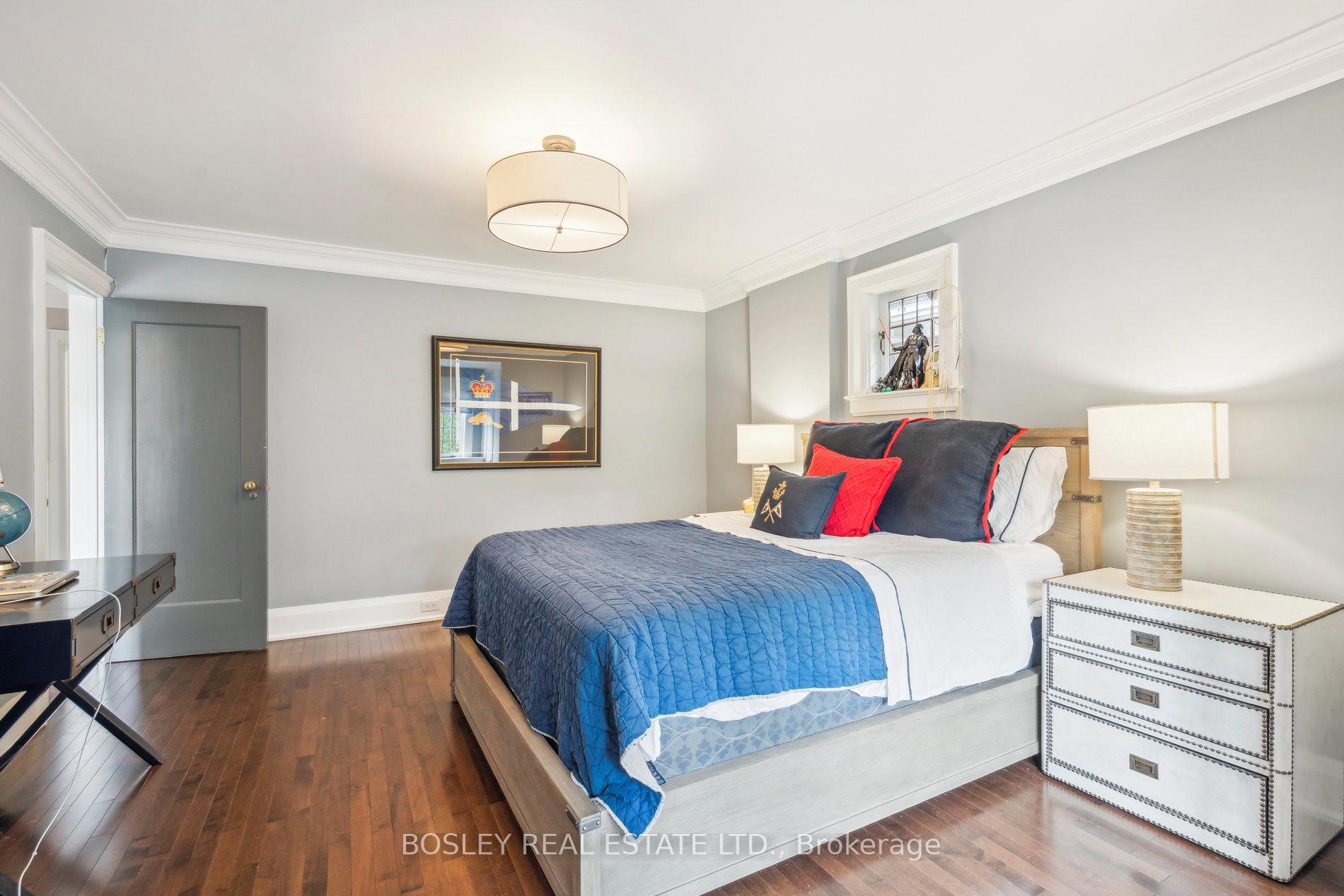 Photo 27 of 294 Douglas Drive, Toronto, Rosedale-Moore Park — HOMEH