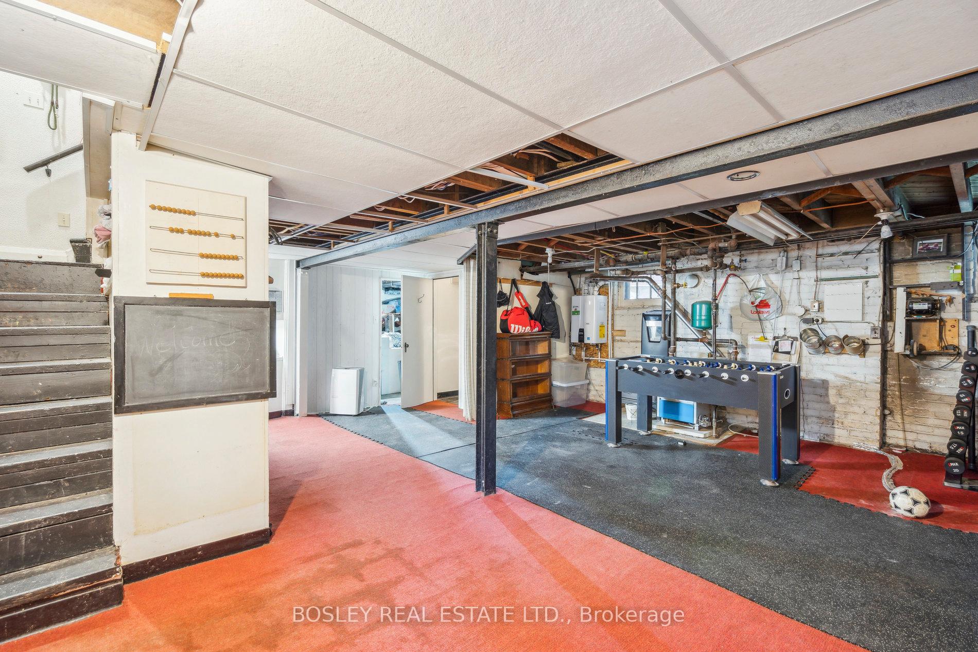 Photo 33 of 294 Douglas Drive, Toronto, Rosedale-Moore Park — HOMEH