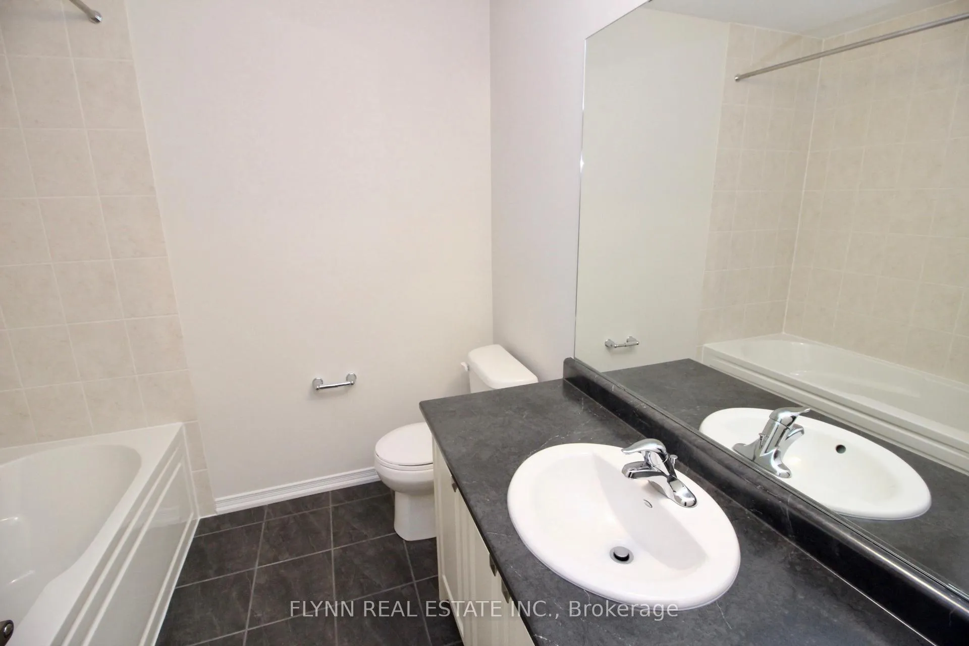 Photo 7 of 190 Esther Crescent, Thorold, Hurricane/Merrittville — HOMEH