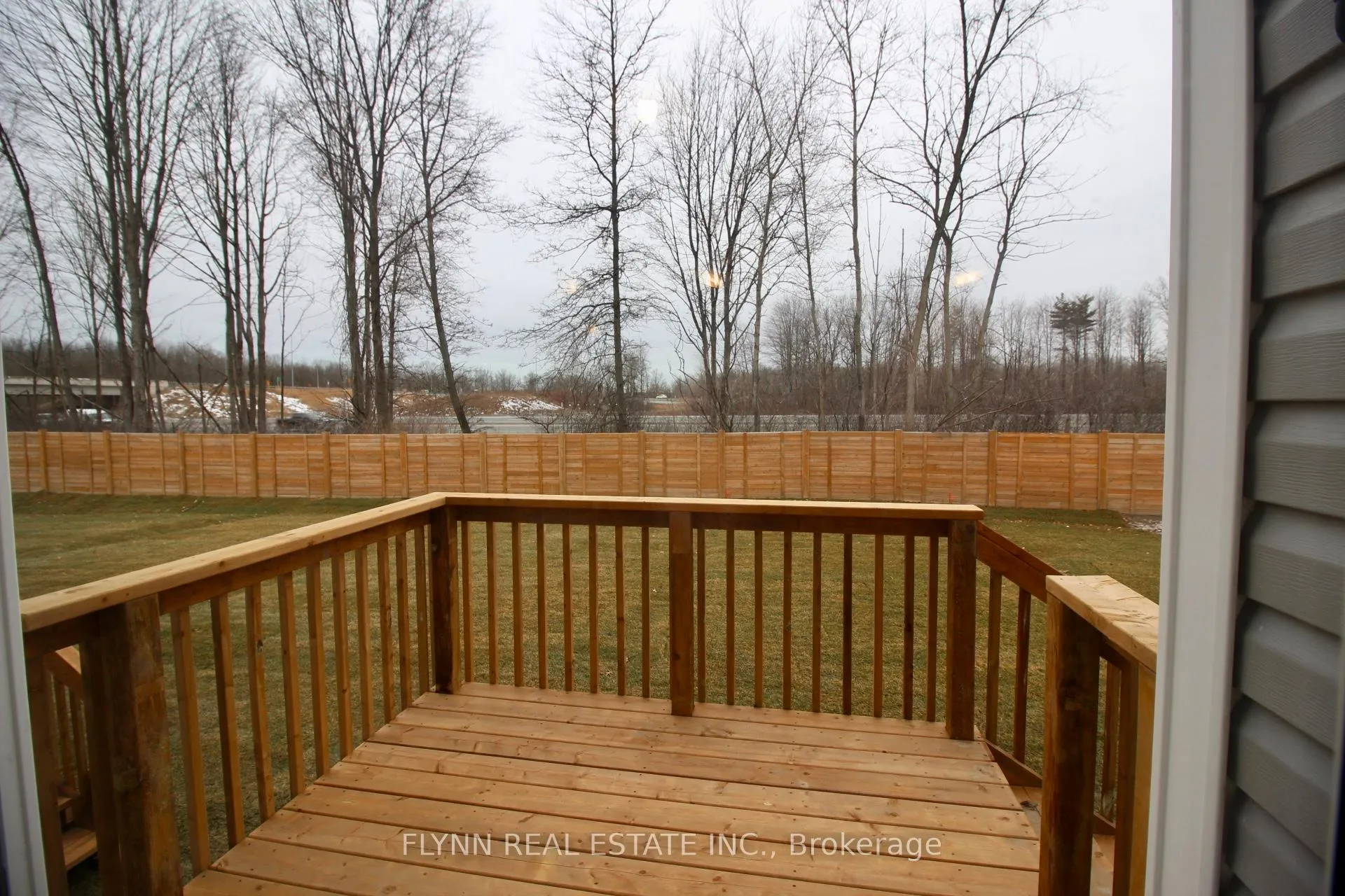 Photo 8 of 190 Esther Crescent, Thorold, Hurricane/Merrittville — HOMEH