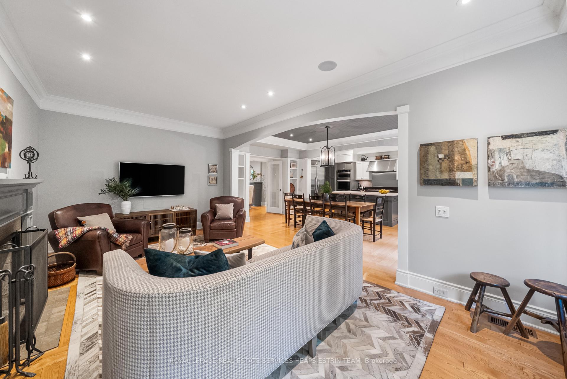 Photo 13 of 24 Heather Road, Toronto, Leaside — HOMEH