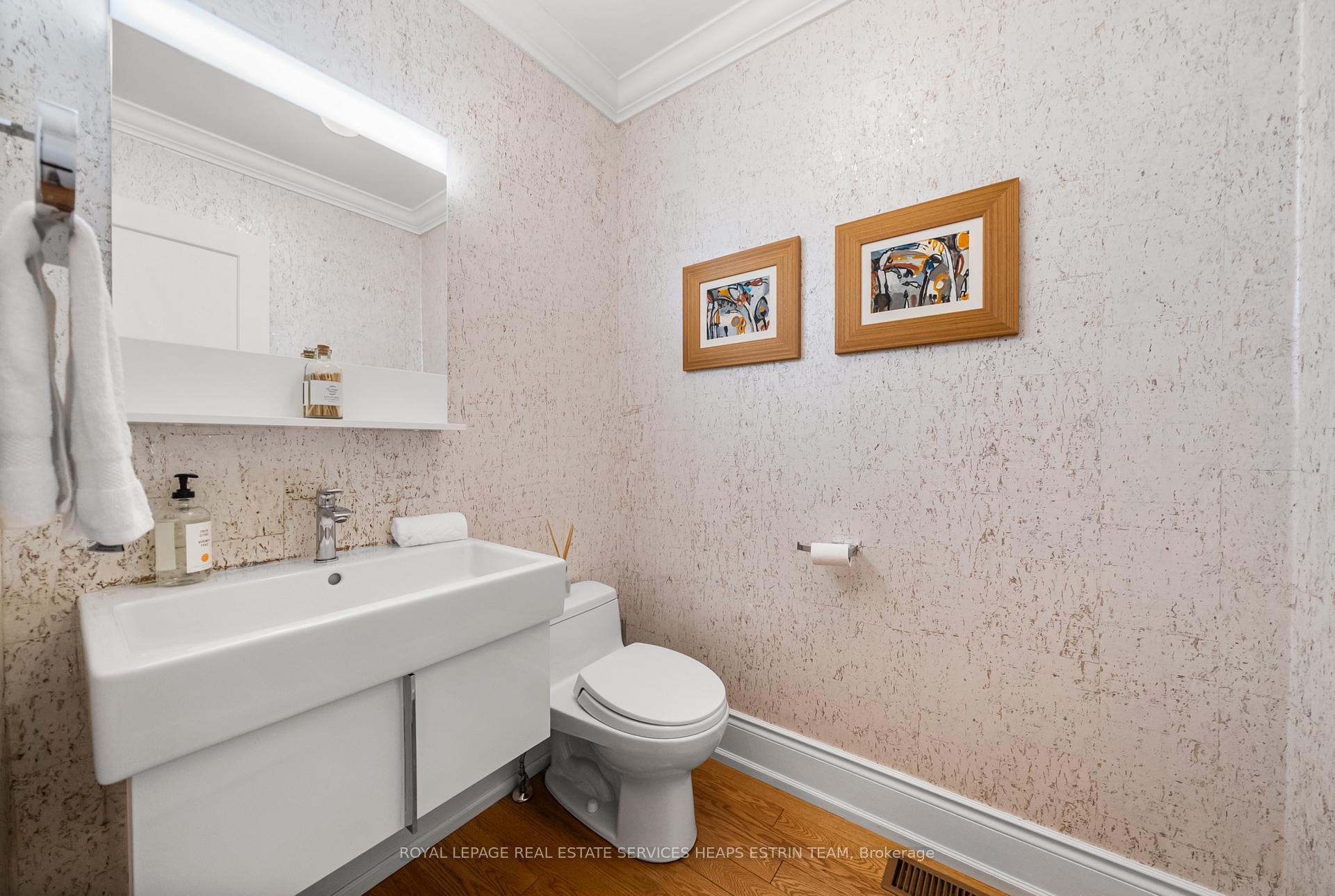 Photo 19 of 24 Heather Road, Toronto, Leaside — HOMEH