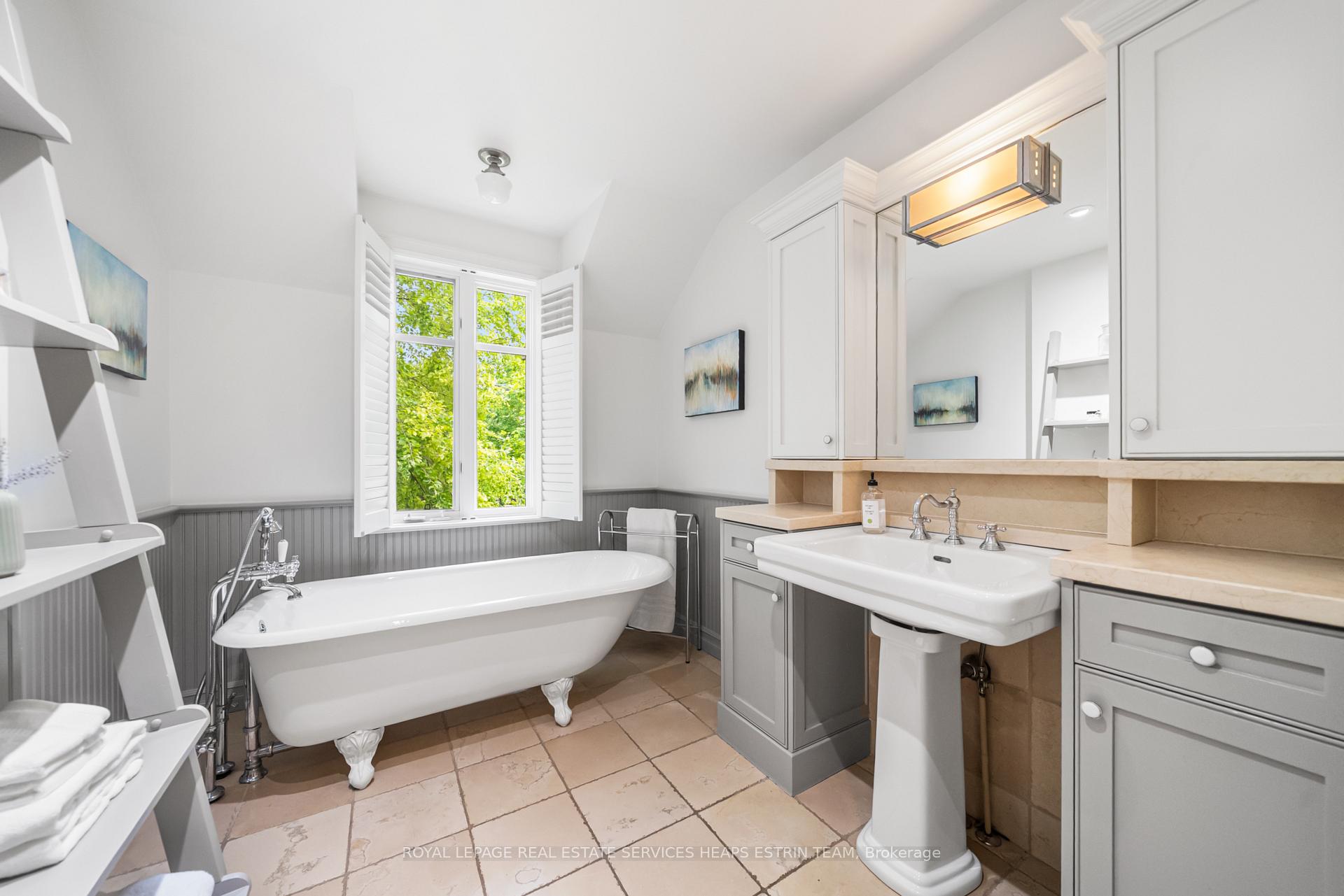 Photo 32 of 24 Heather Road, Toronto, Leaside — HOMEH