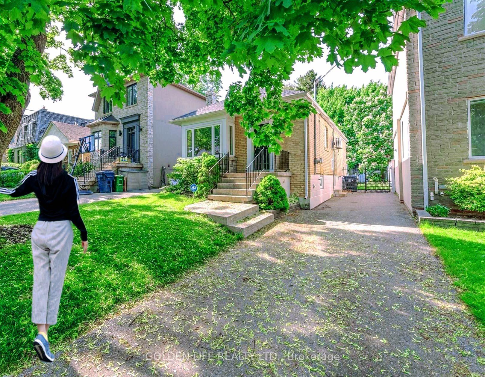 Photo 1 of 210 Donlea Drive, Toronto, Leaside — HOMEH
