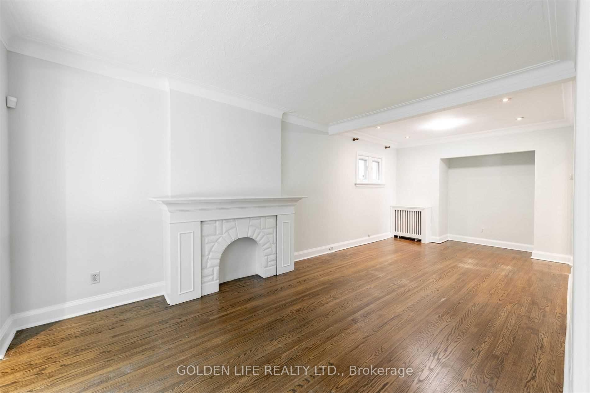Photo 7 of 210 Donlea Drive, Toronto, Leaside — HOMEH