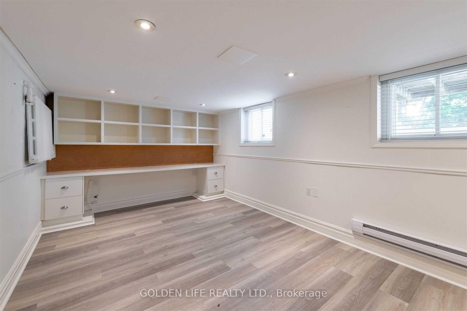 Photo 16 of 210 Donlea Drive, Toronto, Leaside — HOMEH