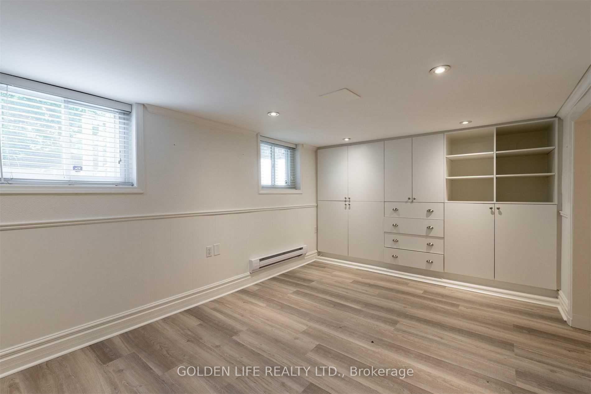Photo 19 of 210 Donlea Drive, Toronto, Leaside — HOMEH
