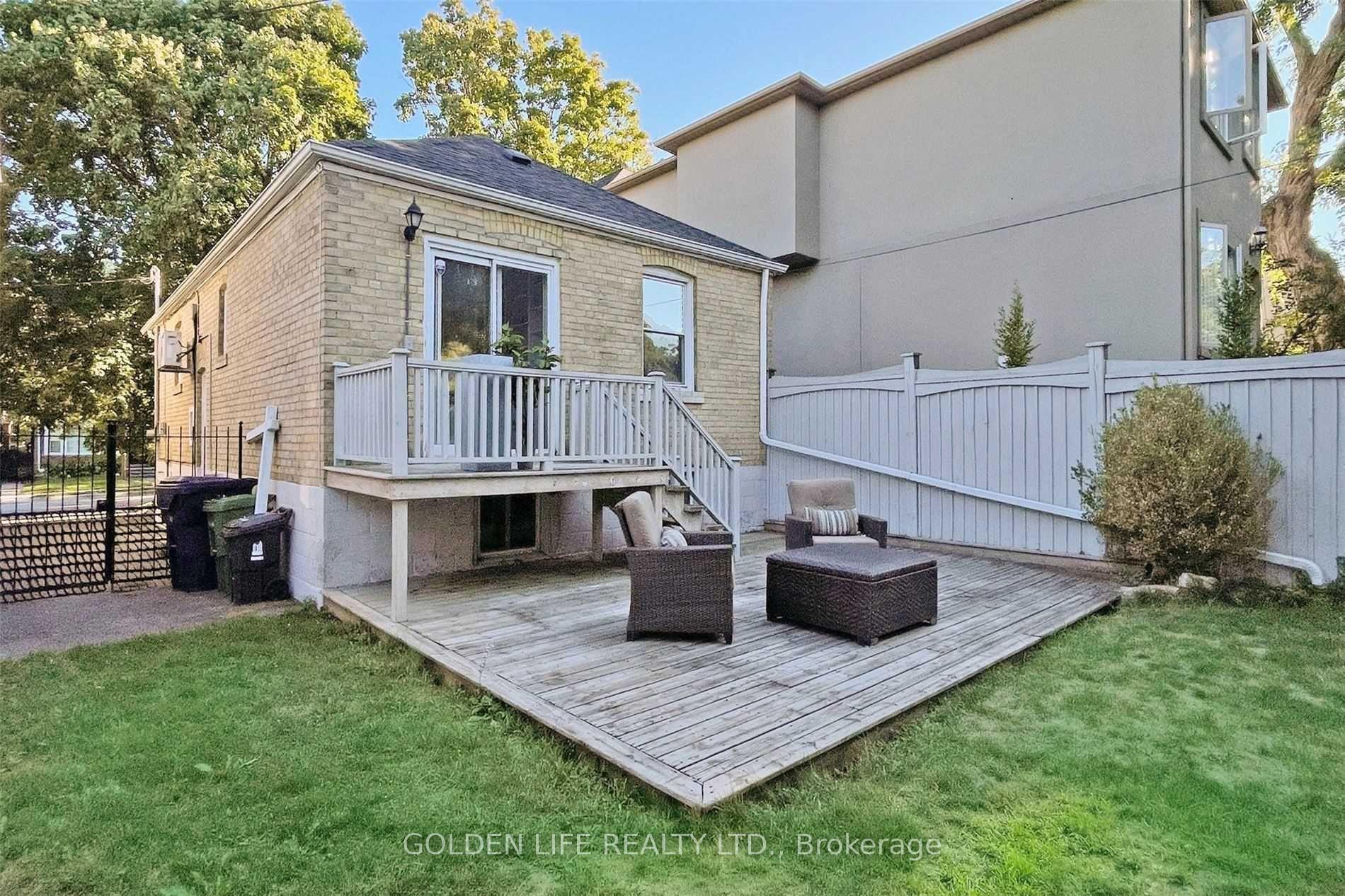 Photo 25 of 210 Donlea Drive, Toronto, Leaside — HOMEH