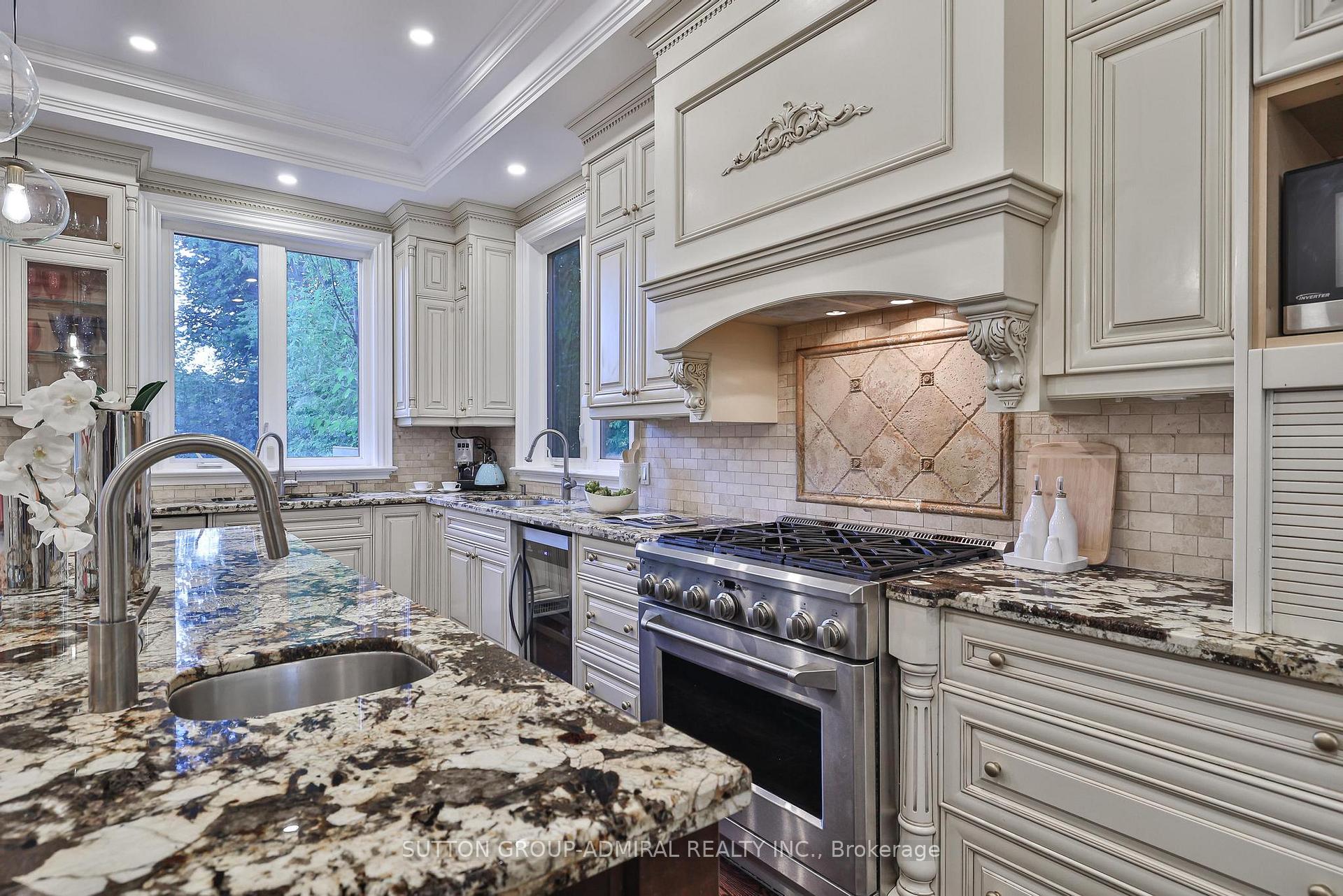 Photo 21 of 453 Glengrove Avenue W, Toronto, Forest Hill North — HOMEH