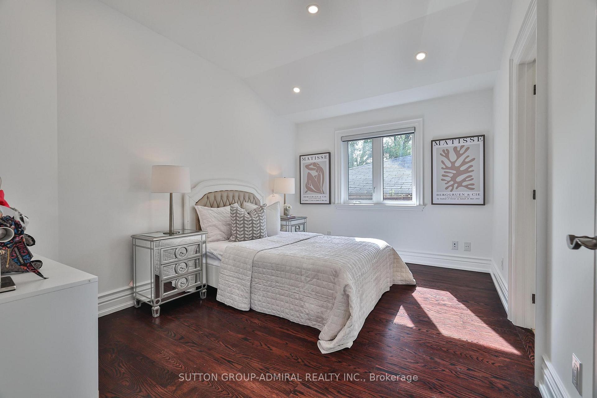 Photo 29 of 453 Glengrove Avenue W, Toronto, Forest Hill North — HOMEH