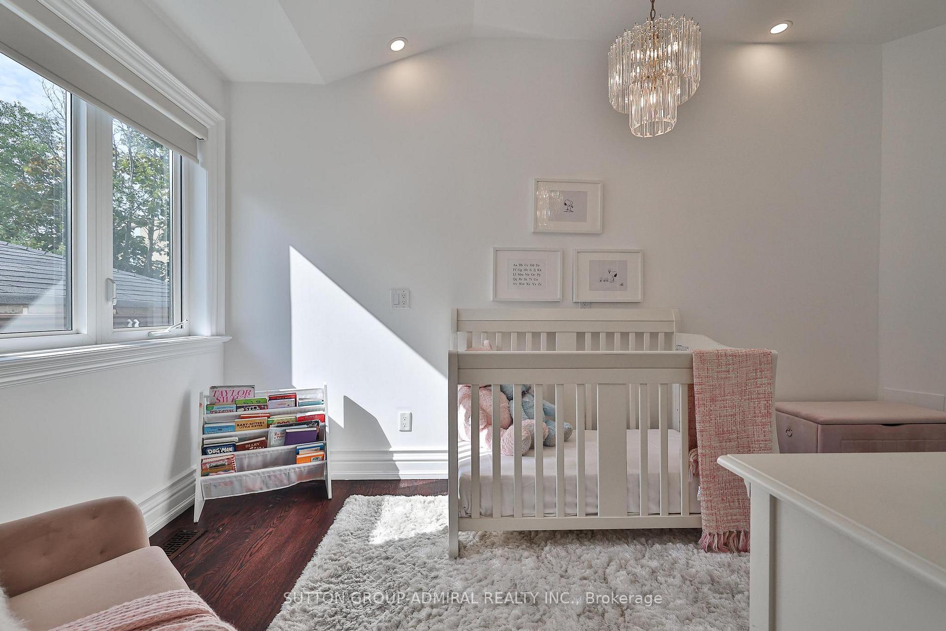 Photo 32 of 453 Glengrove Avenue W, Toronto, Forest Hill North — HOMEH