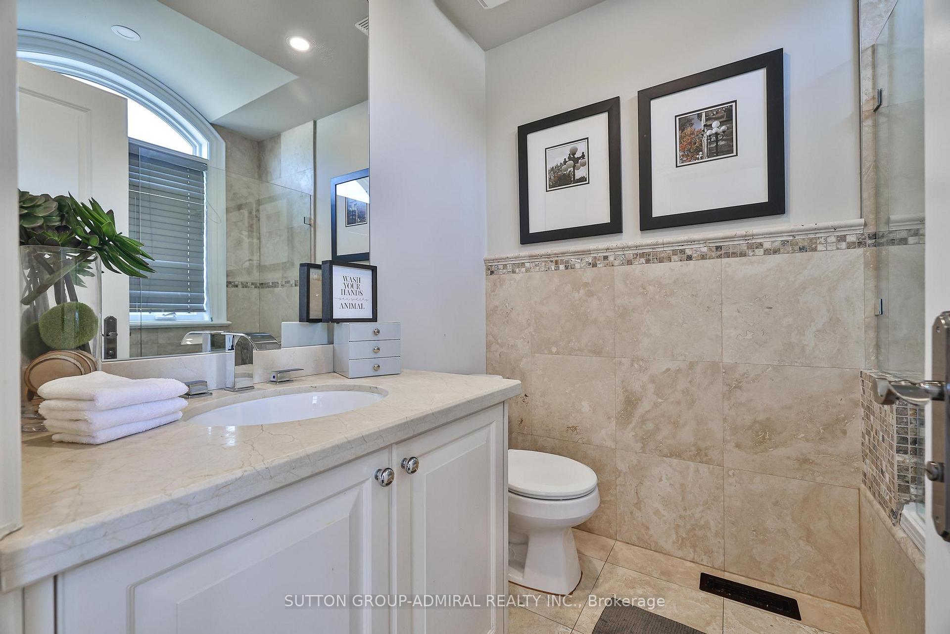Photo 36 of 453 Glengrove Avenue W, Toronto, Forest Hill North — HOMEH