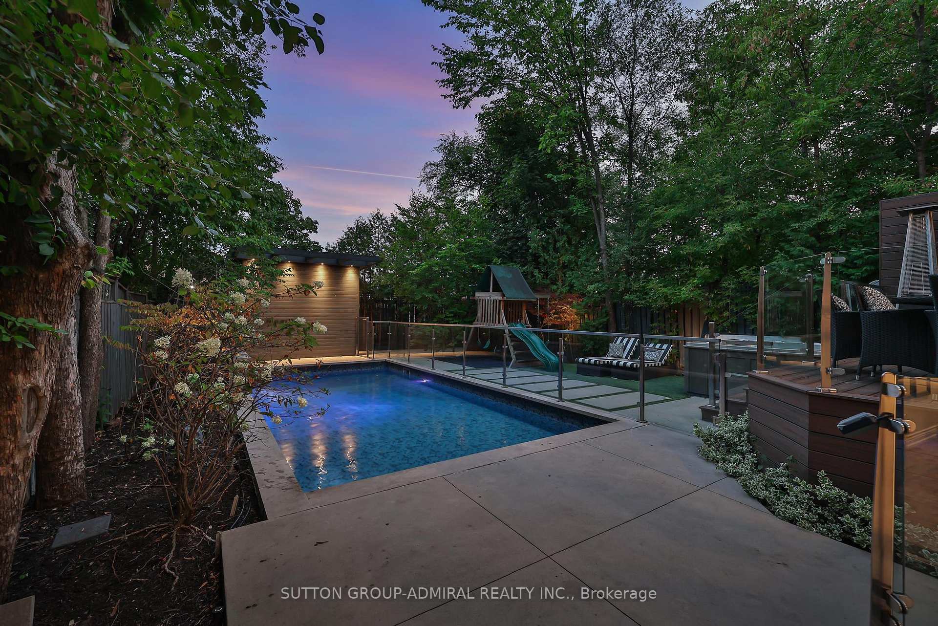 Photo 48 of 453 Glengrove Avenue W, Toronto, Forest Hill North — HOMEH