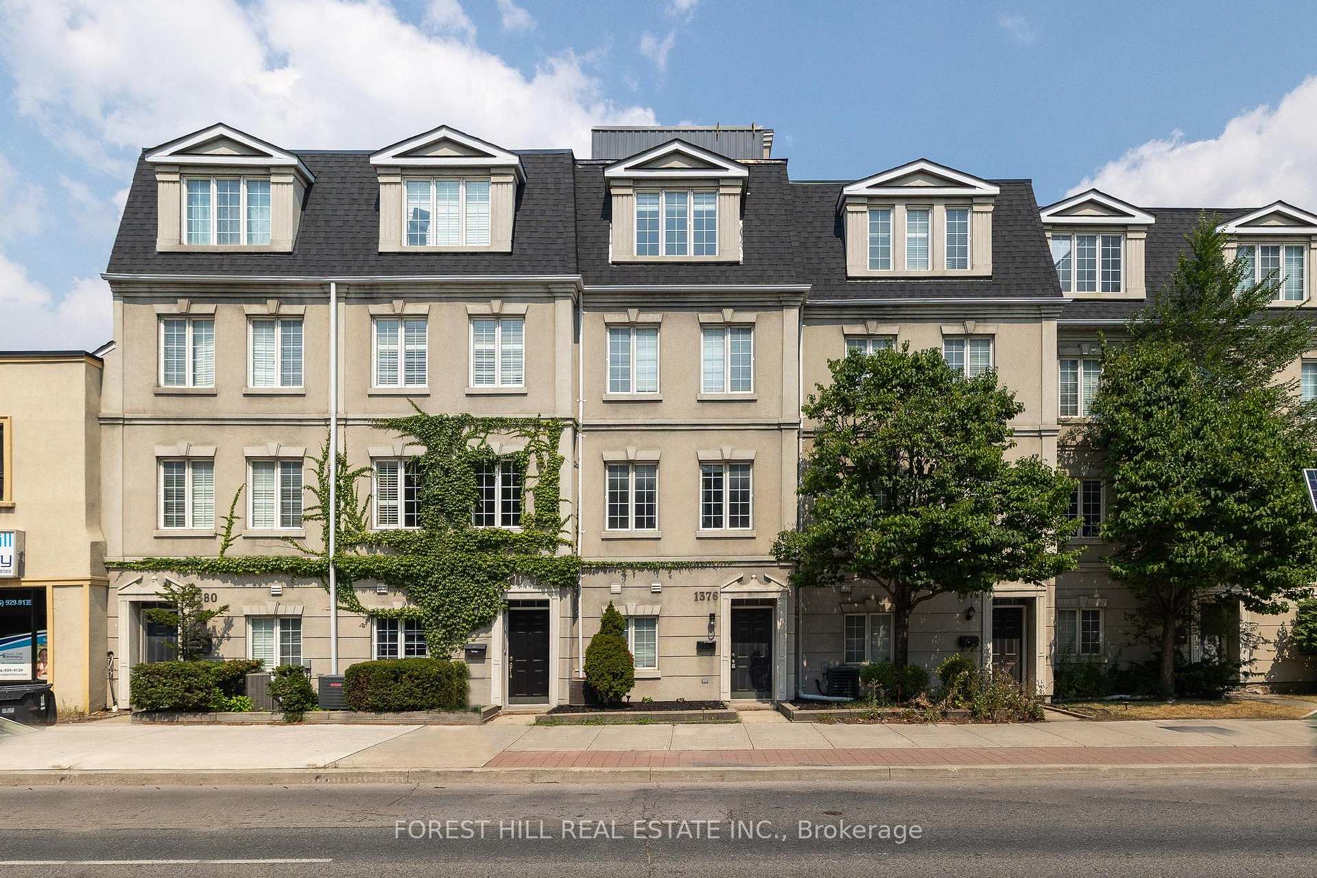Front of 1376 Eglinton Avenue W
