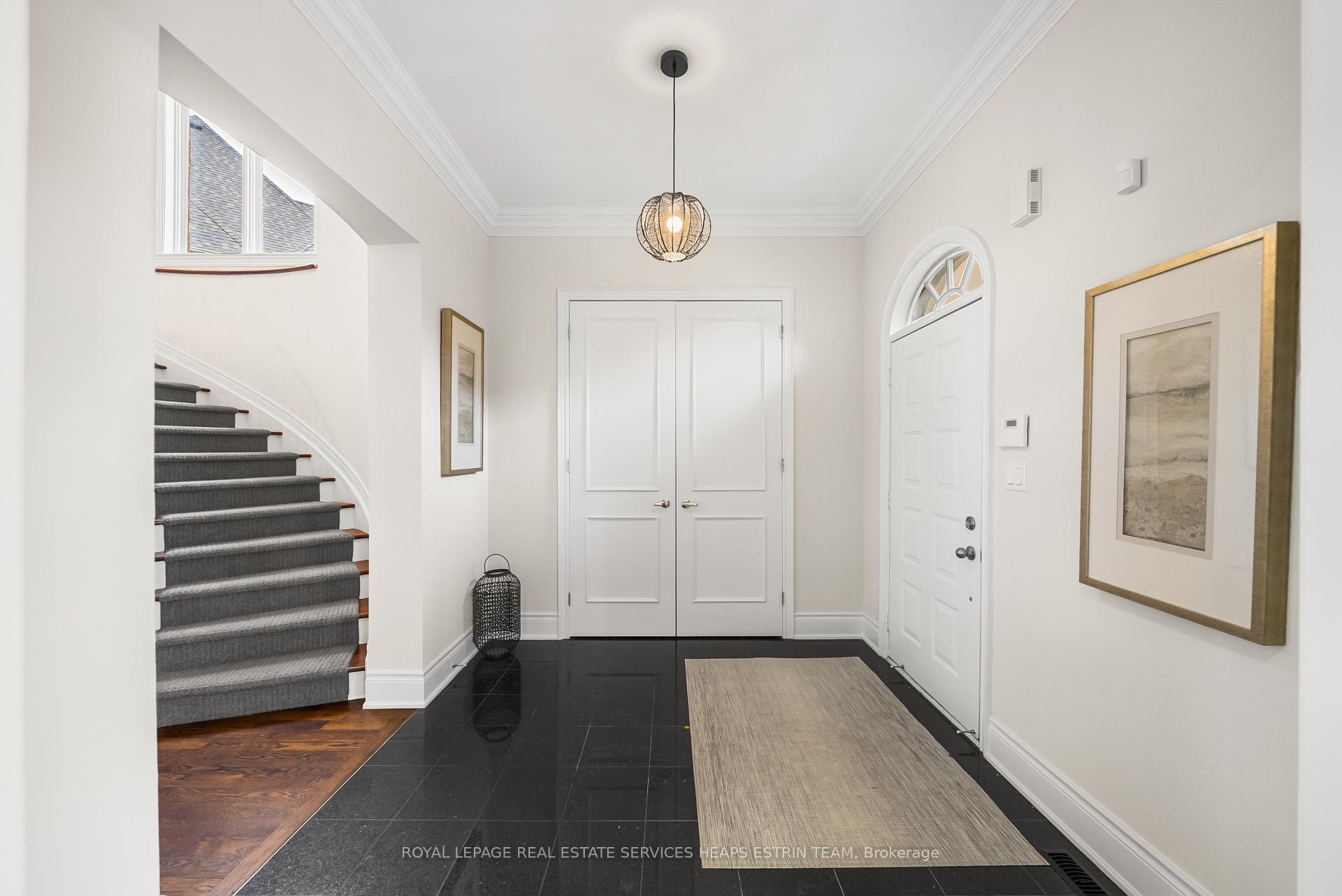 Photo 3 of 46 True Davidson Drive, Toronto, Leaside — HOMEH