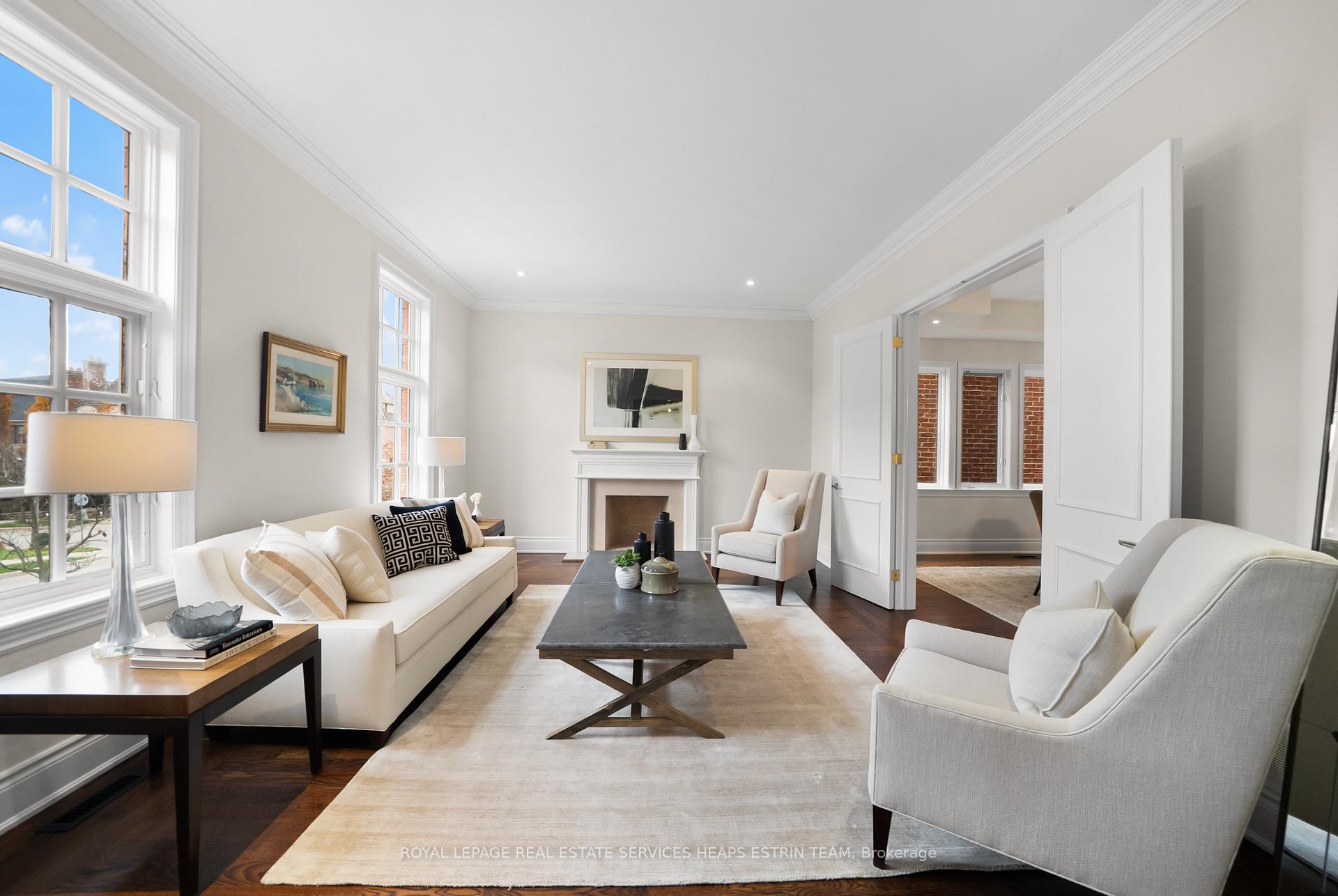 Photo 4 of 46 True Davidson Drive, Toronto, Leaside — HOMEH
