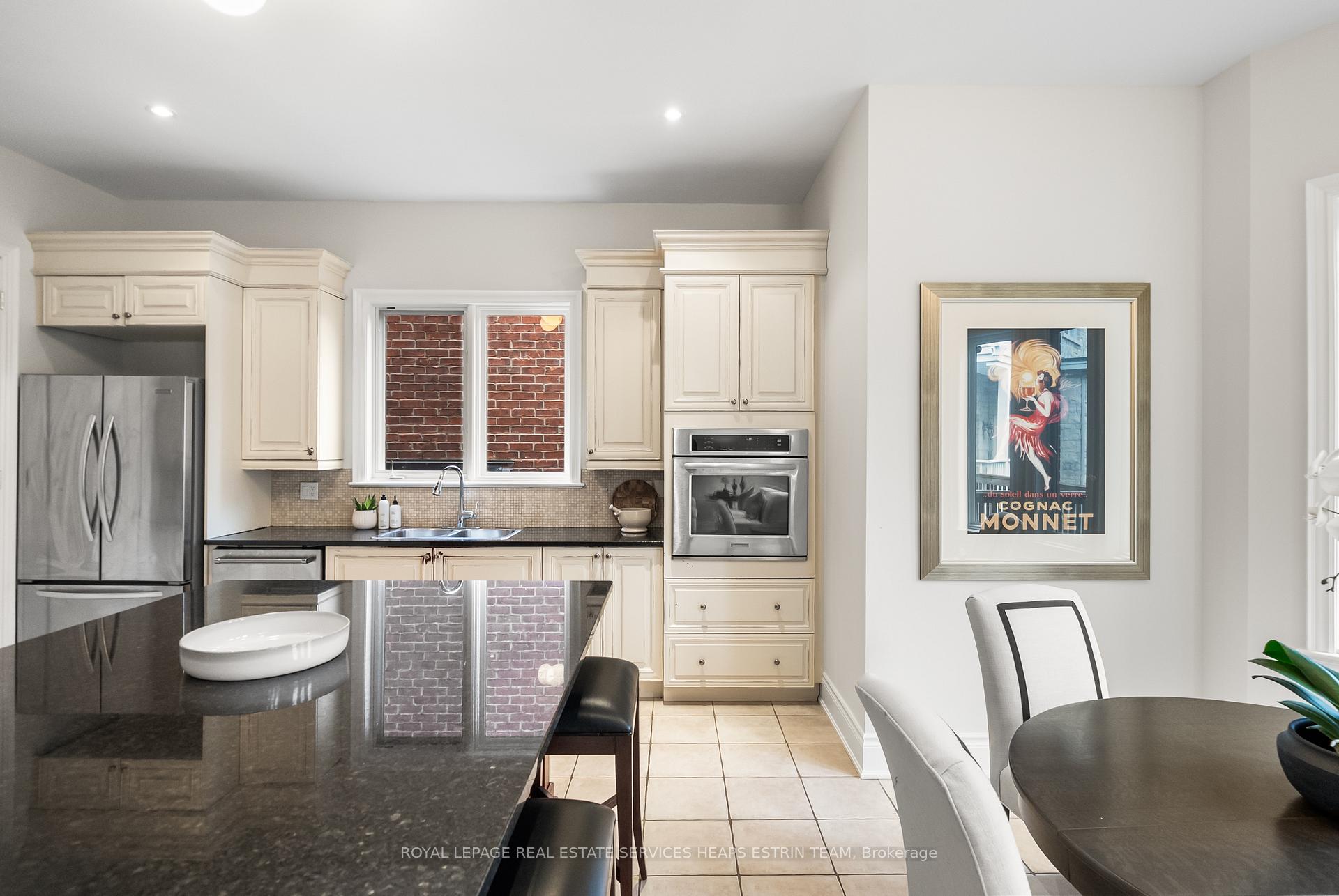 Photo 11 of 46 True Davidson Drive, Toronto, Leaside — HOMEH