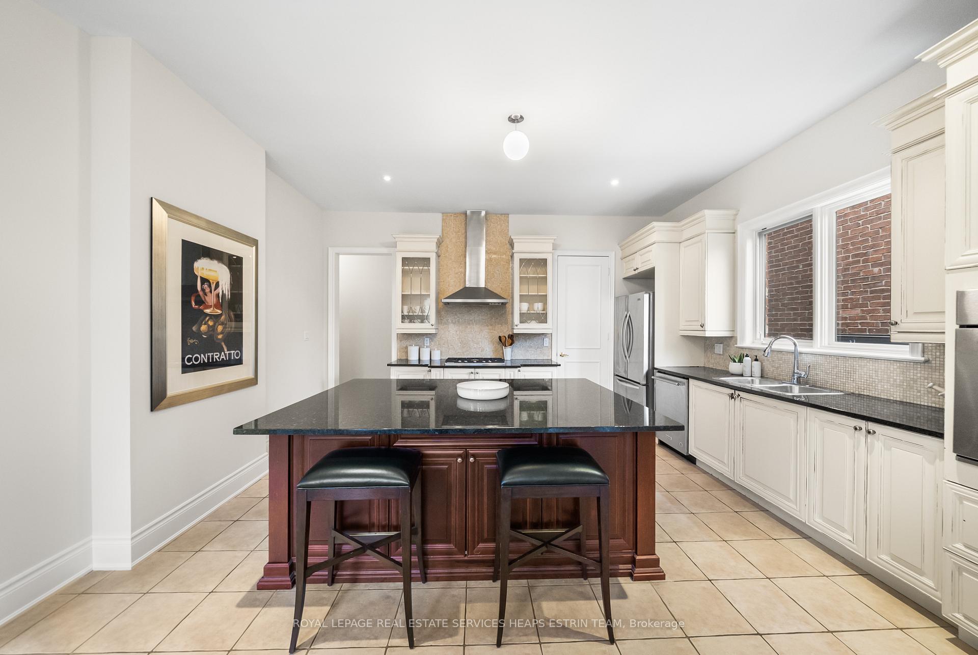Photo 12 of 46 True Davidson Drive, Toronto, Leaside — HOMEH