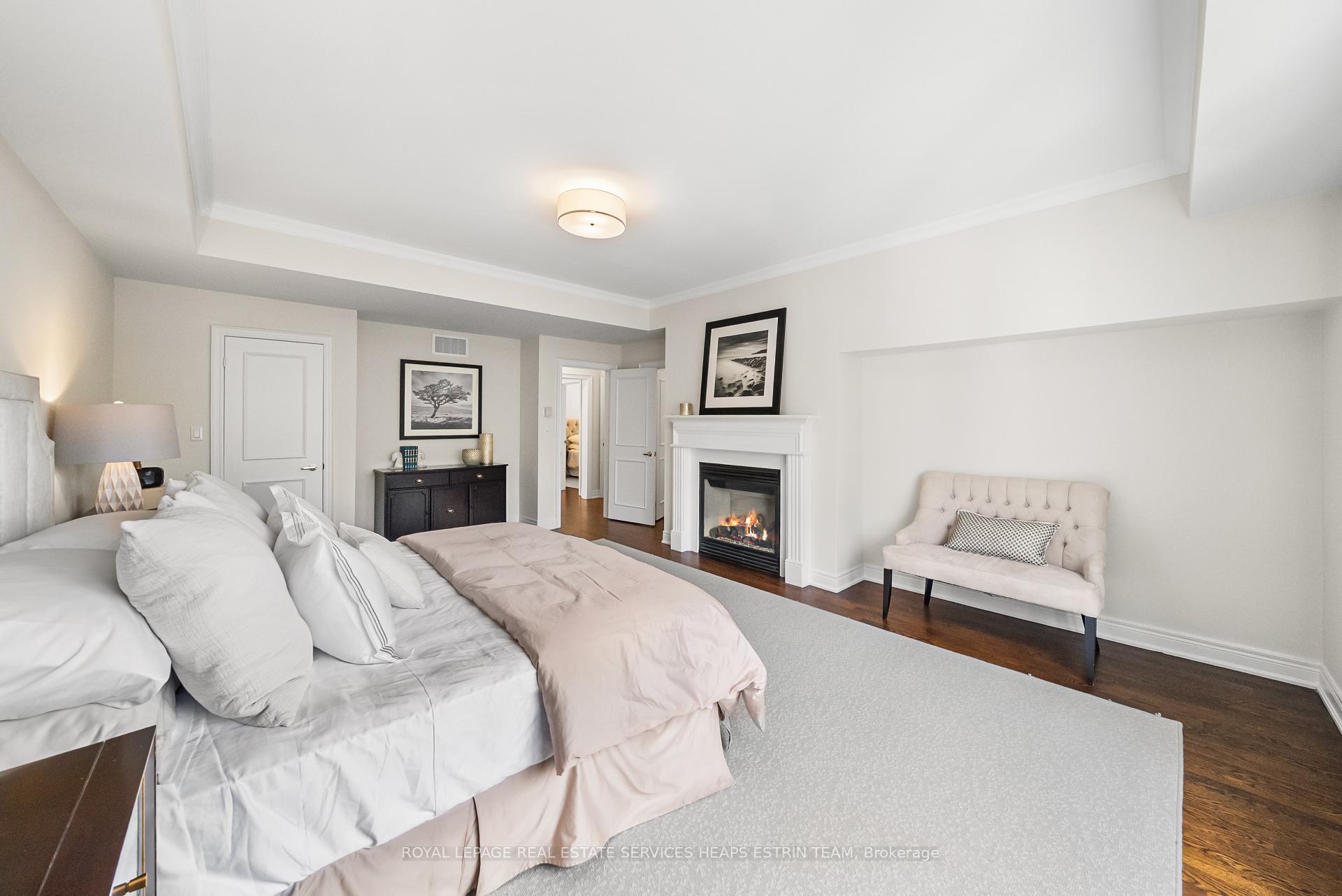 Photo 20 of 46 True Davidson Drive, Toronto, Leaside — HOMEH