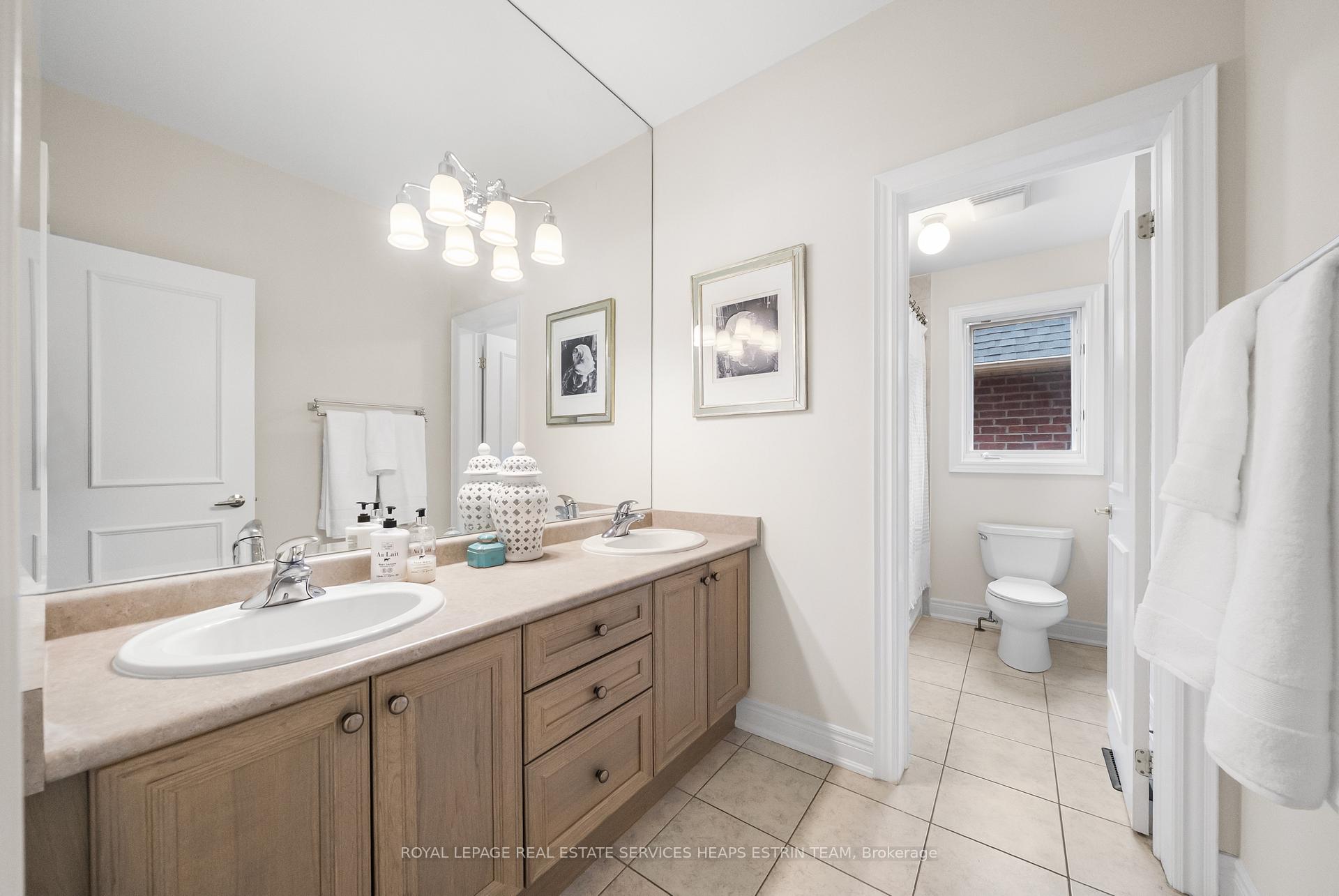 Photo 27 of 46 True Davidson Drive, Toronto, Leaside — HOMEH