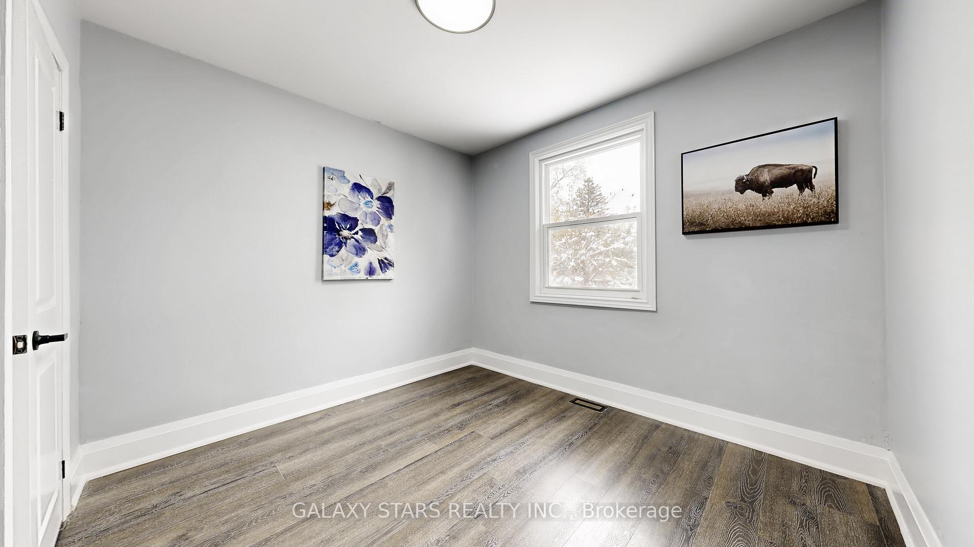 Photo 14 of 422 O'connor Drive, Toronto, East York — HOMEH
