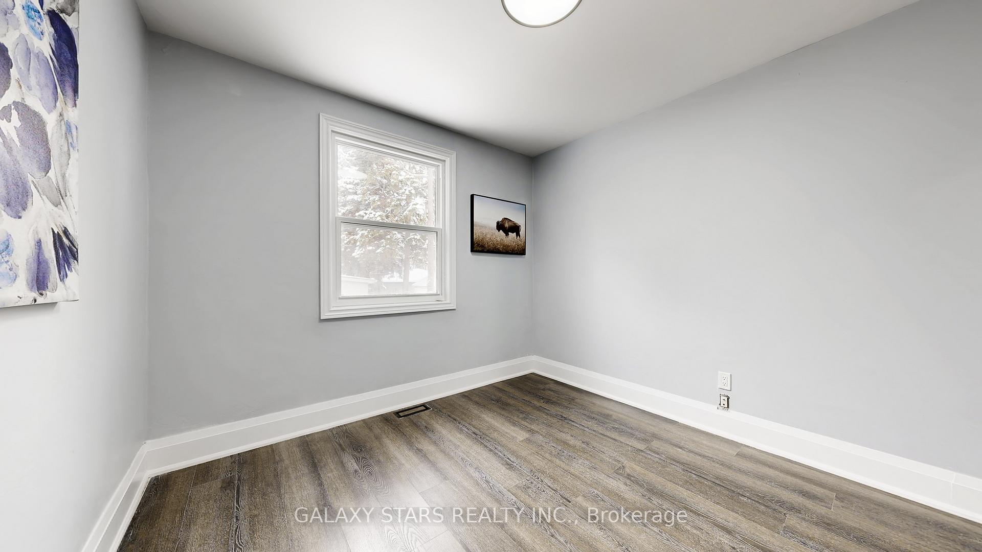 Photo 15 of 422 O'connor Drive, Toronto, East York — HOMEH