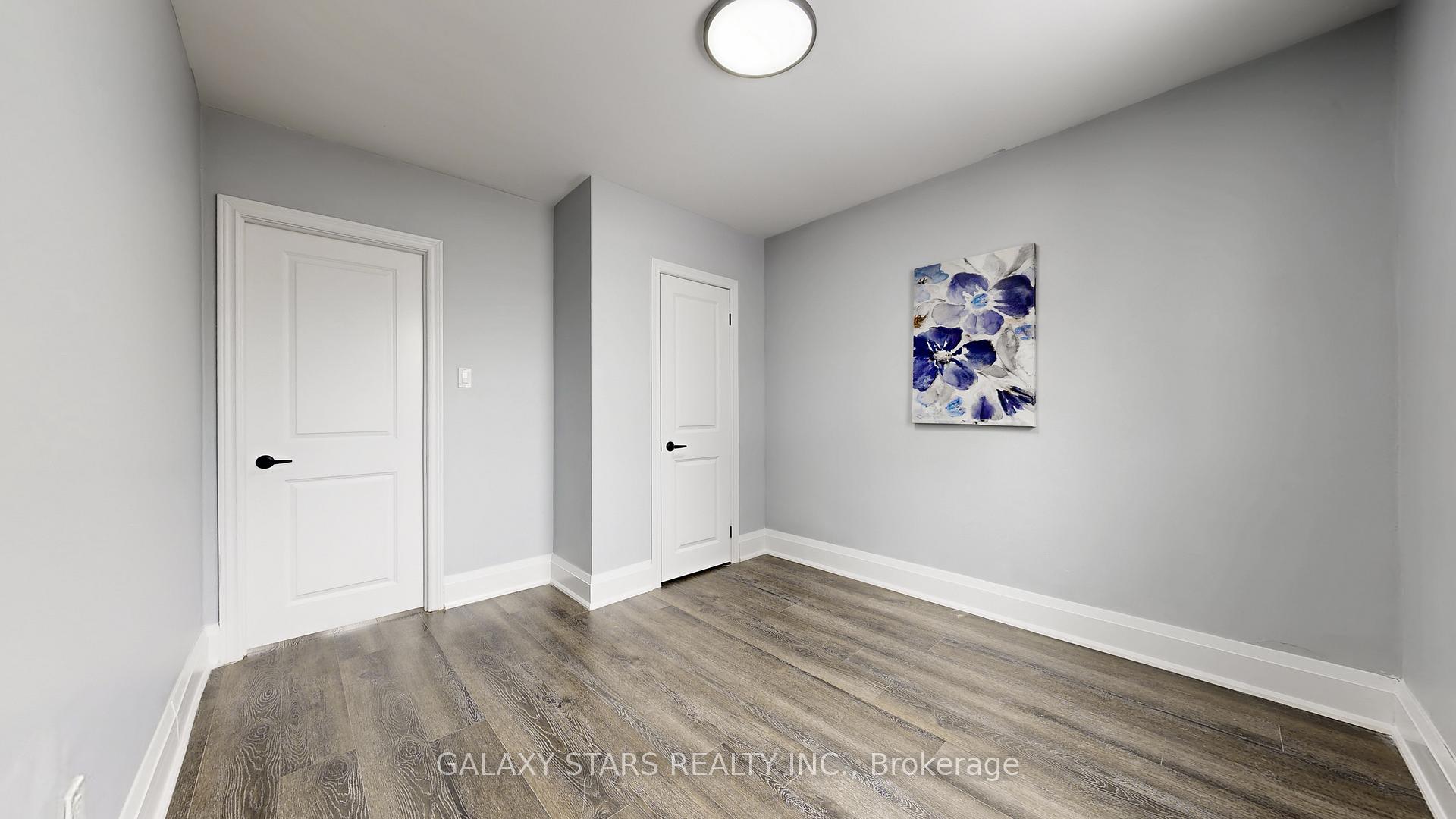 Photo 16 of 422 O'connor Drive, Toronto, East York — HOMEH