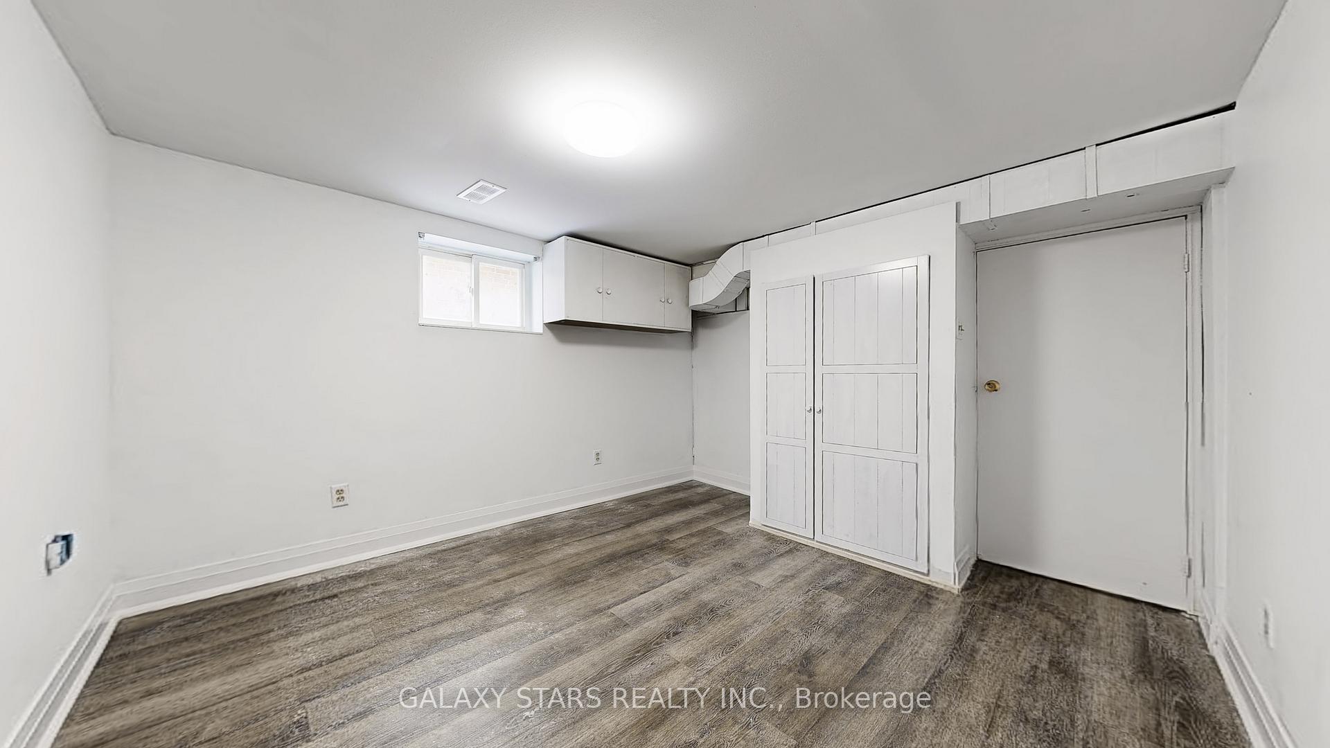 Photo 28 of 422 O'connor Drive, Toronto, East York — HOMEH