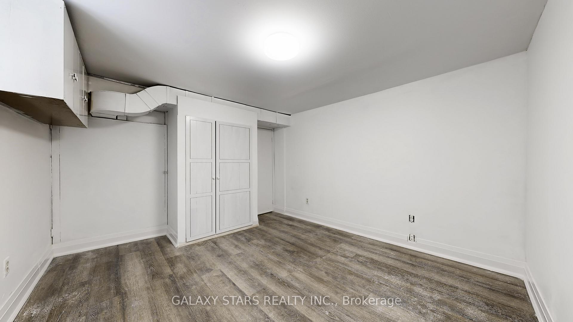 Photo 29 of 422 O'connor Drive, Toronto, East York — HOMEH