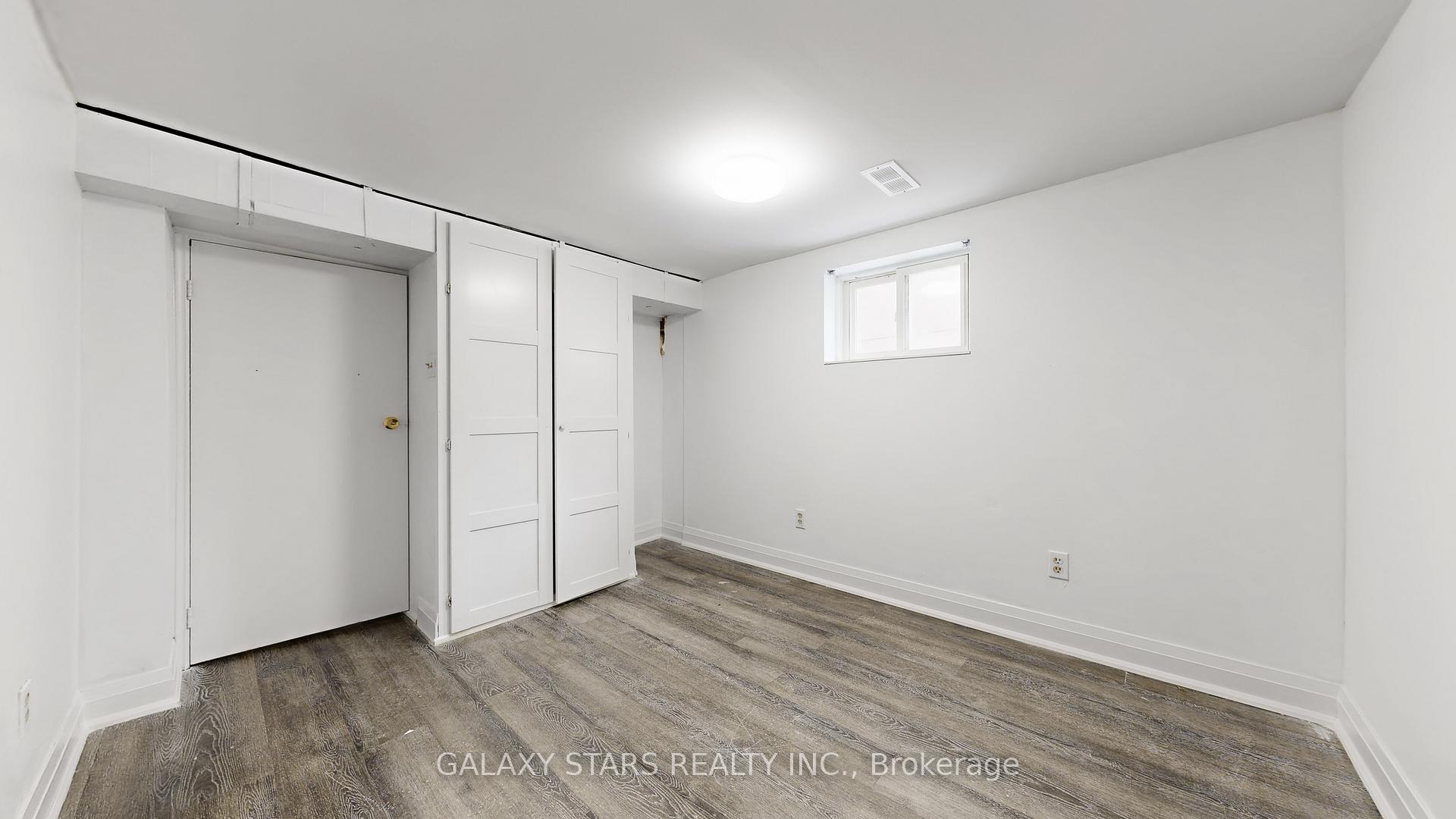 Photo 31 of 422 O'connor Drive, Toronto, East York — HOMEH